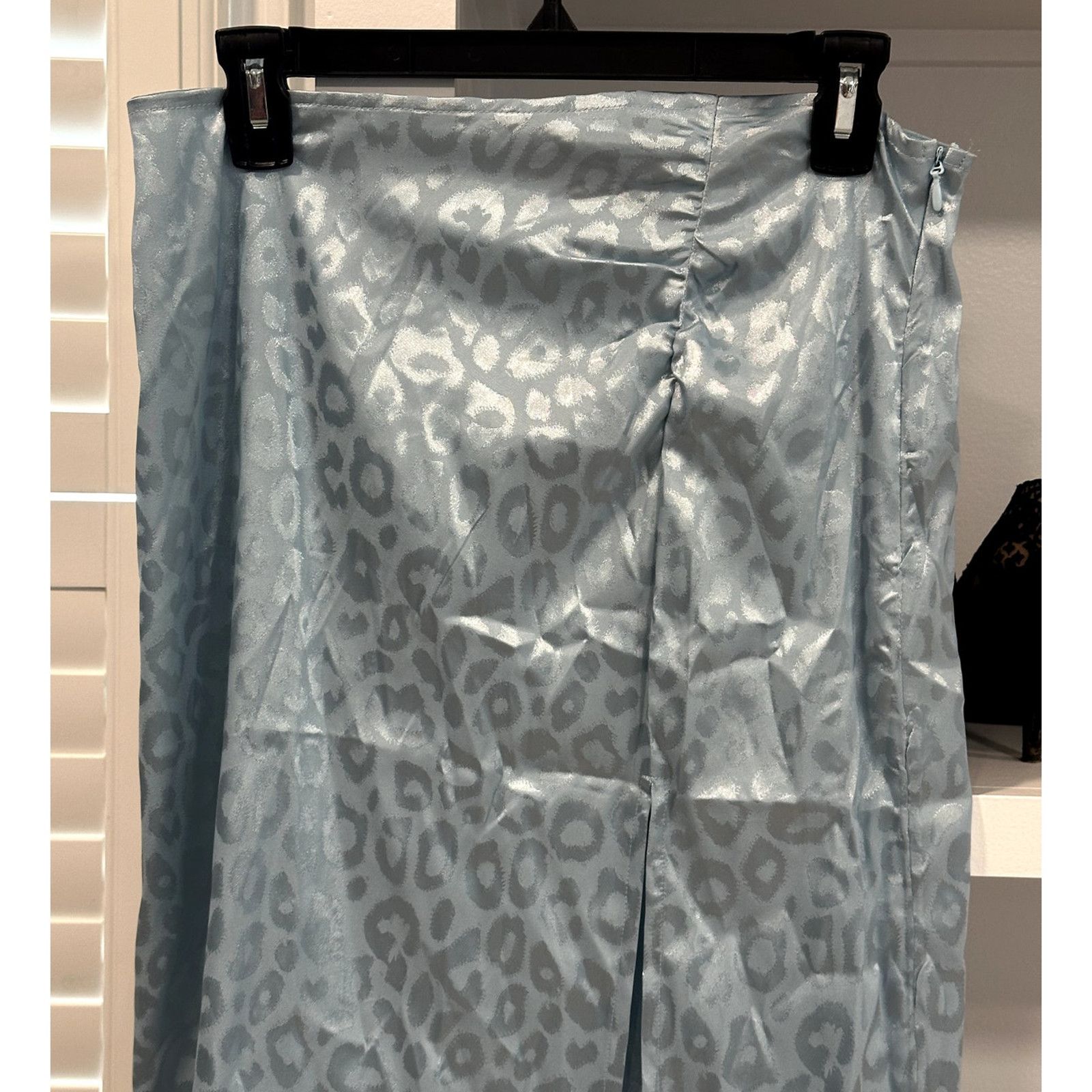 Other Something New Women's Mia Leopard Print Satin Blue Skirt M Size 31" - 3 Thumbnail