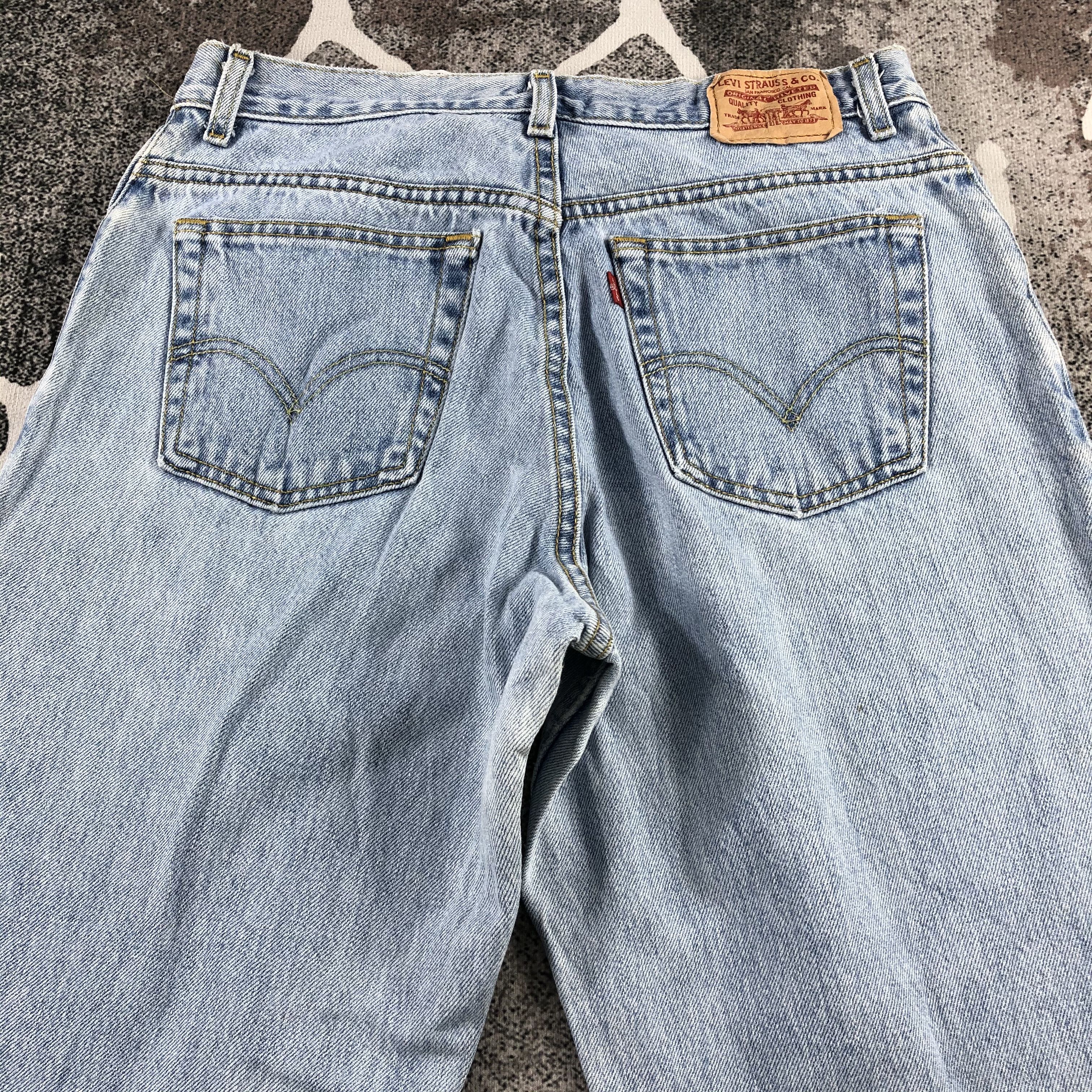 Levi's Vintage Levis 550 Jeans Medium Wash Denim KJ844 Size US 32 / EU 48 - 4 Thumbnail
