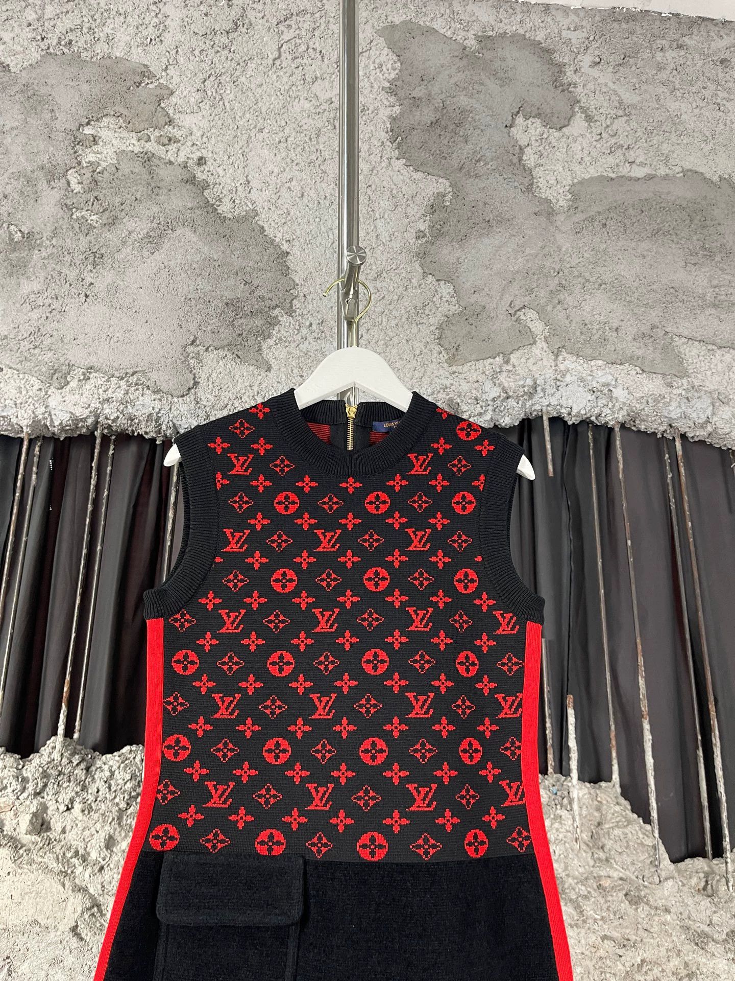 Louis Vuitton Louis Vuitton Women's Sleeveless Dress XS New Size XS / US 0-2 / IT 36-38 - 3 Thumbnail
