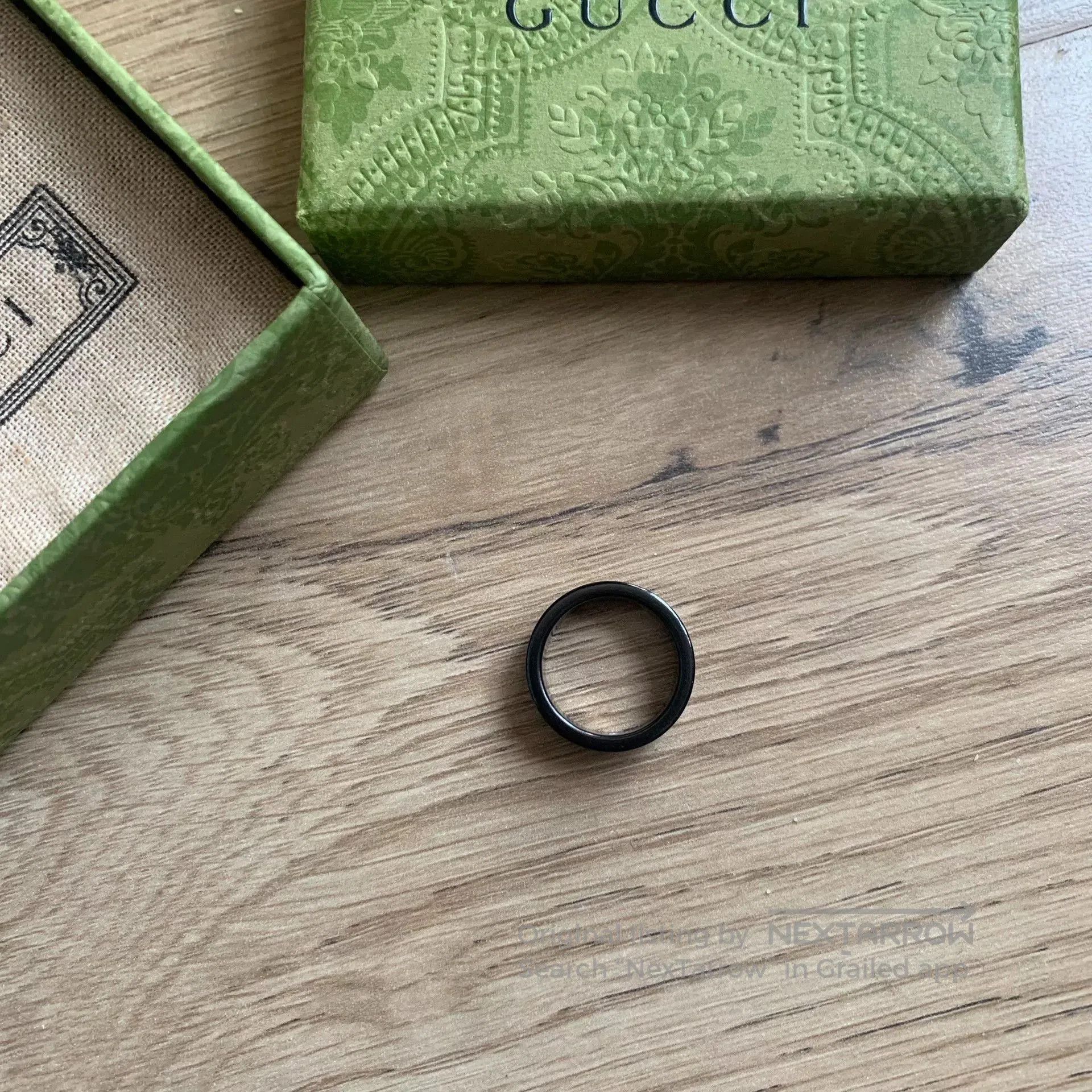 Gucci Gucci Icon 18K Gold Ceramic Ring. Size ONE SIZE - 2 Thumbnail