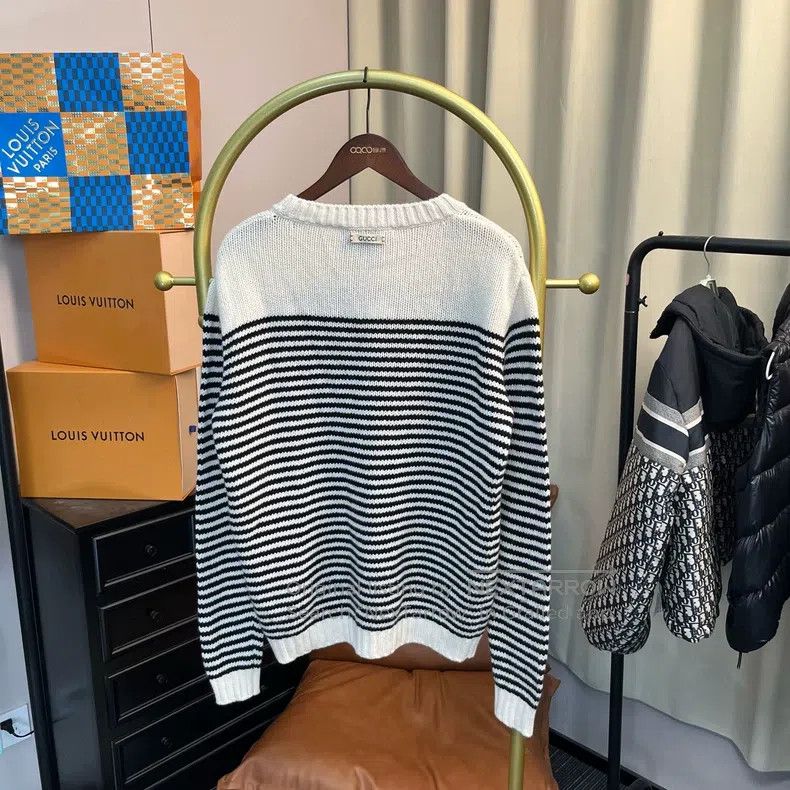 Gucci Gucci Striped Disney co-branded sweater Size S / US 4 / IT 40 - 2 Thumbnail