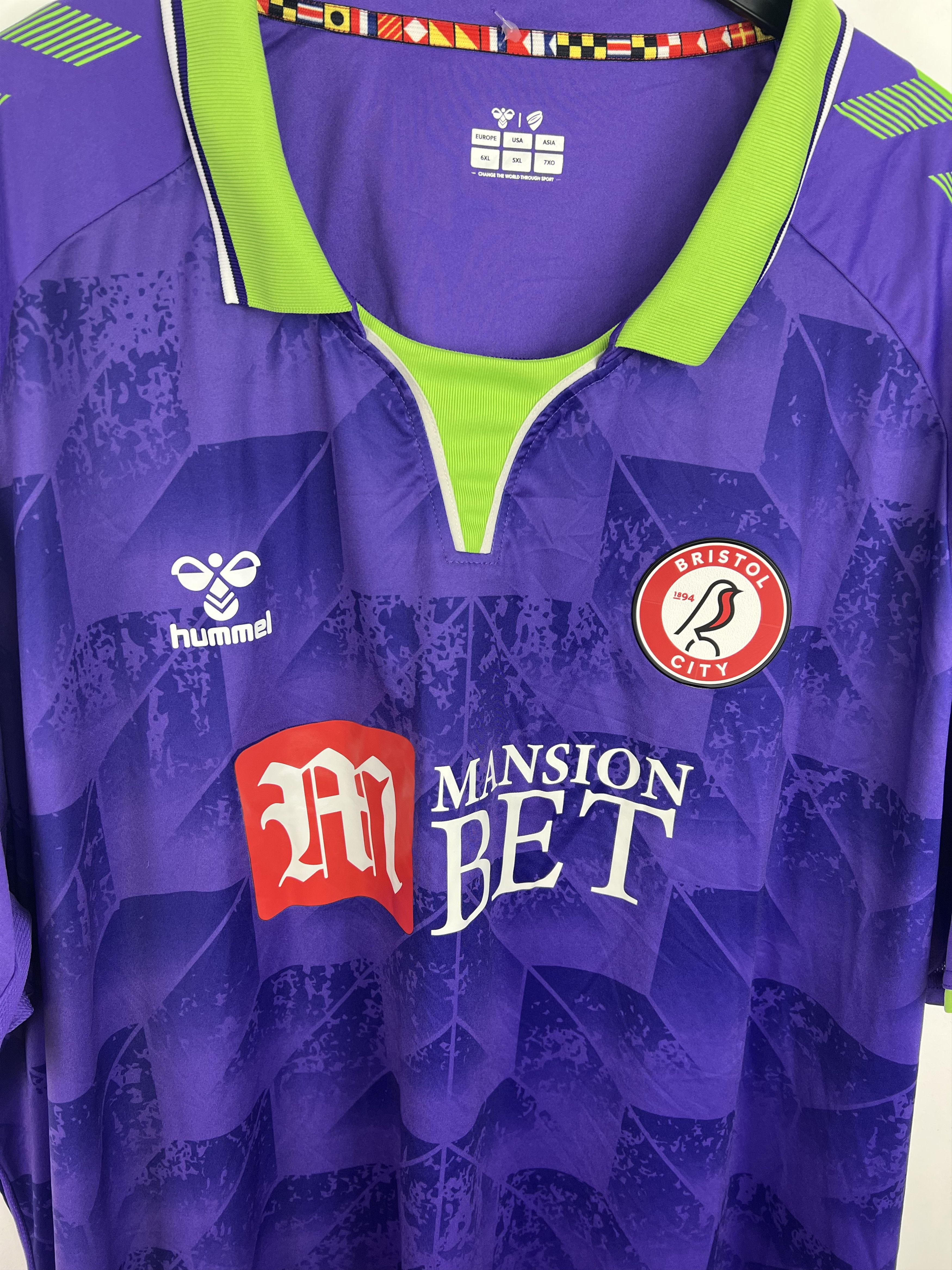 Hummel BRISTOL CITY 2020-21 Away FOOTBALL Kit SHIRT size 6XL Size US XXL / EU 58 / 5 - 8 Thumbnail