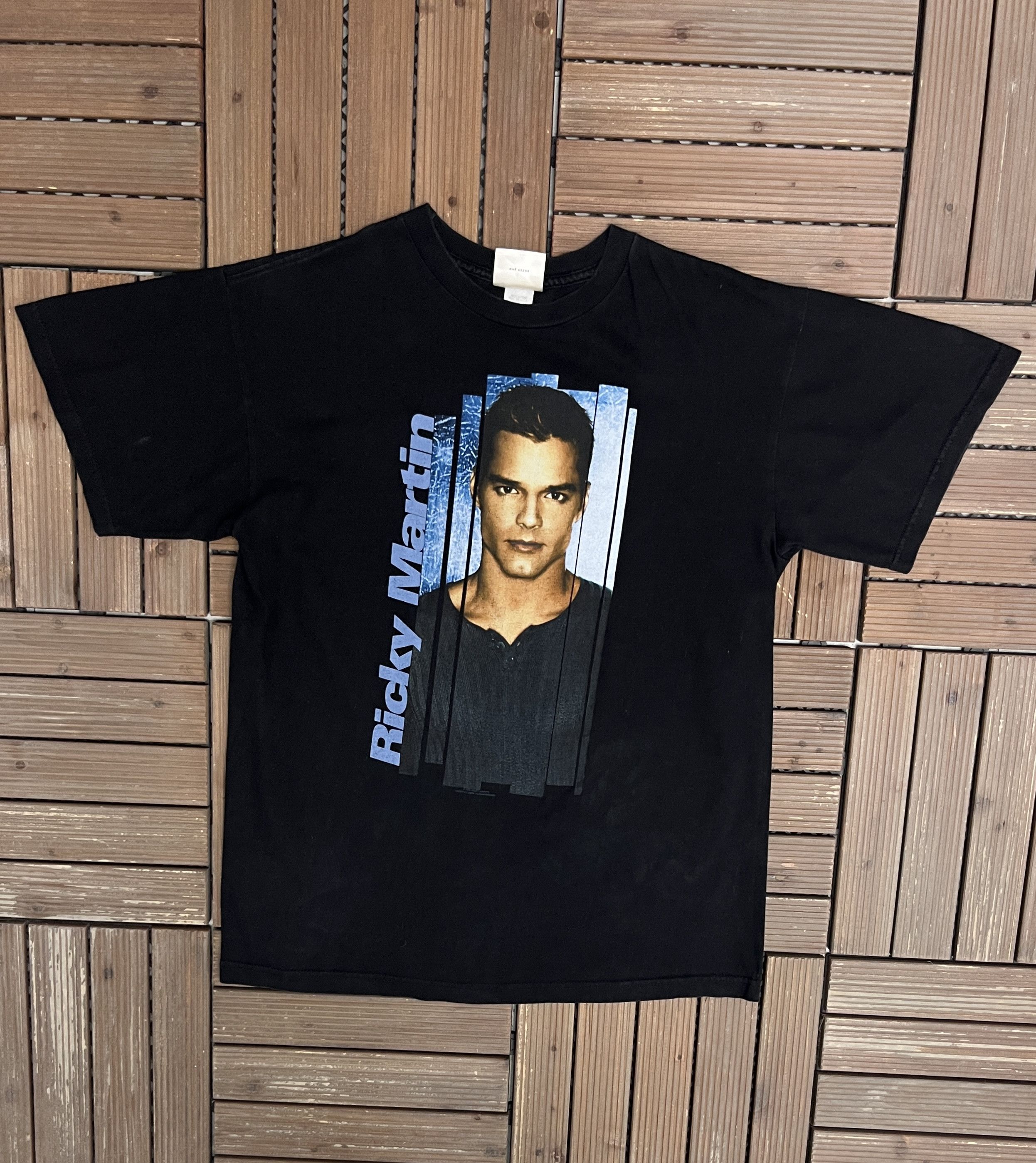 Vintage Ricky Martin 1999 Tour Vintage Black T-Shirt Tee Size US L / EU 52-54 / 3 - 1 Thumbnail