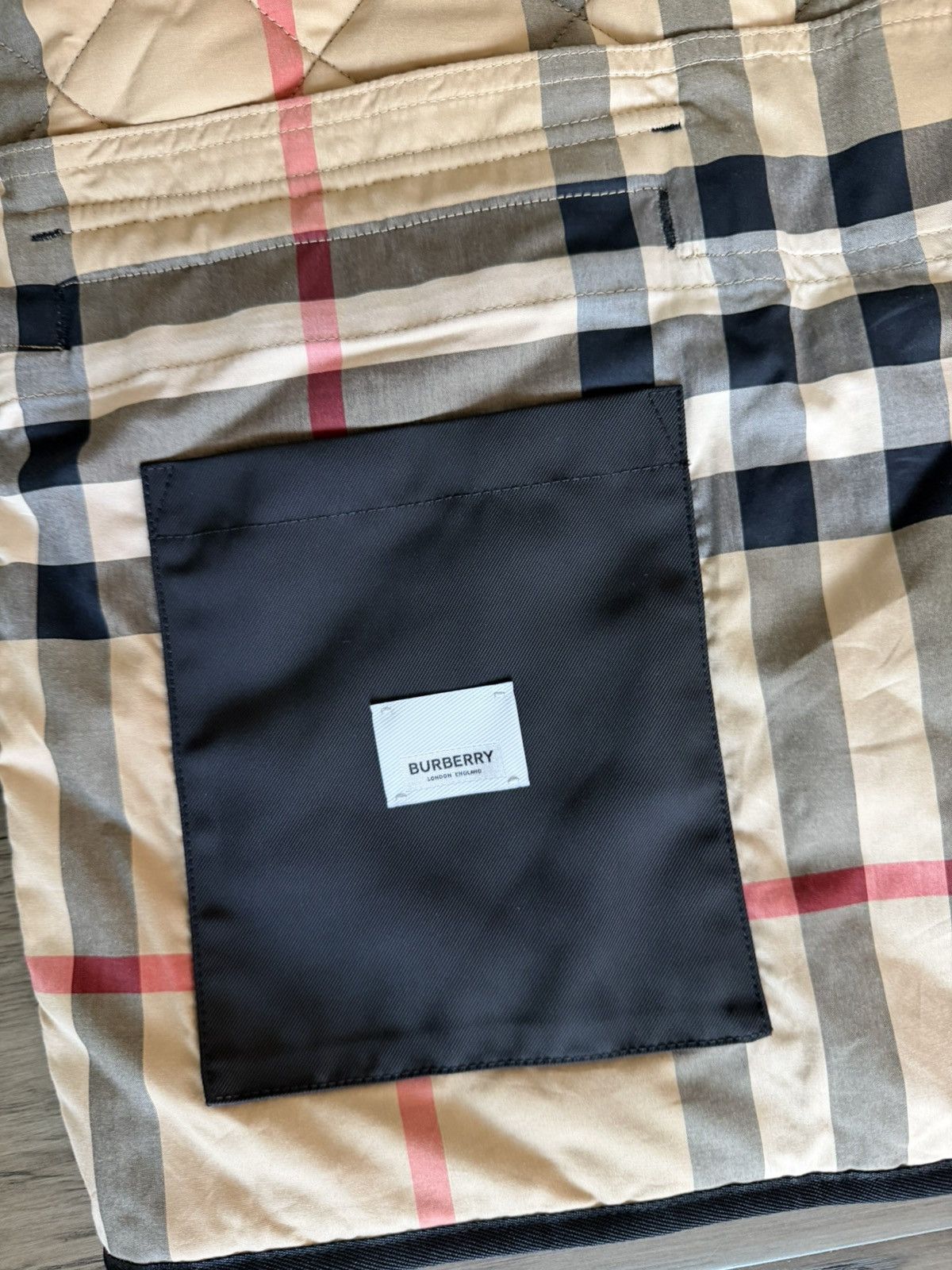 Burberry Burberry quilt down jacket Size M / US 6-8 / IT 42-44 - 12 Thumbnail