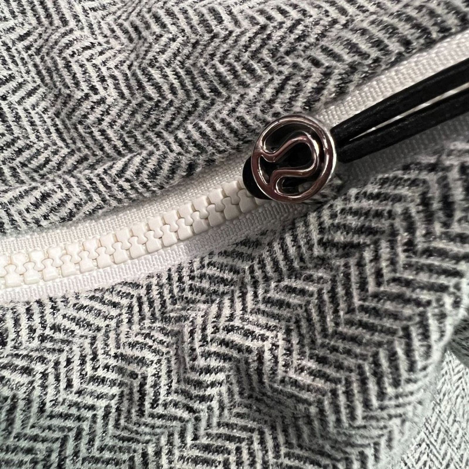 Lululemon Lululemon Be Present Jacket Heathered Herringbone Heathered Size M / US 6-8 / IT 42-44 - 3 Thumbnail