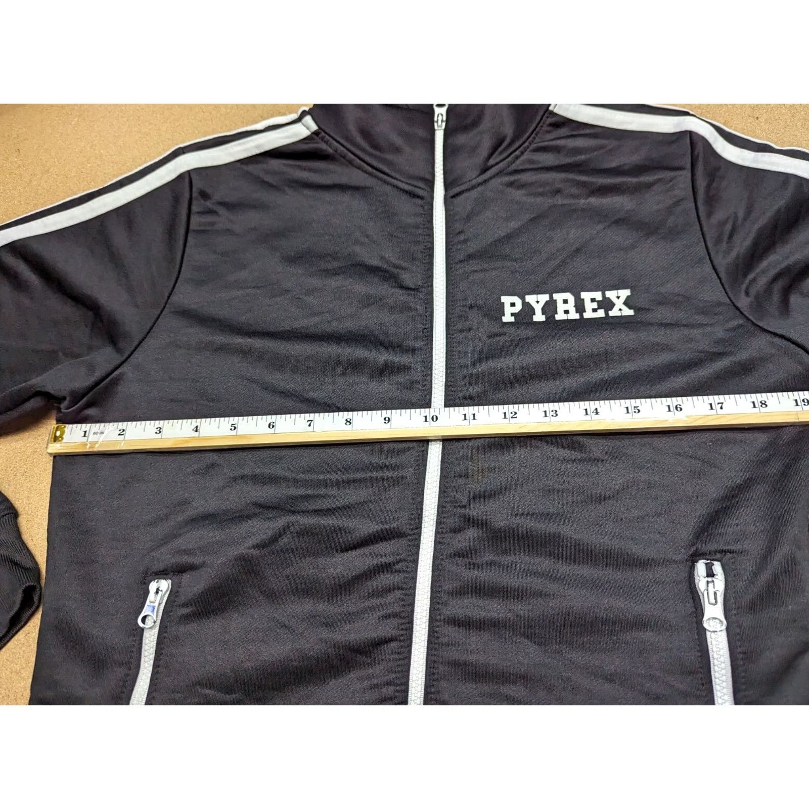 Vintage VINTAGE Pyrex Vision Mens Sports Jacket Track Jacket Full Zip Black Size S Adult Mens Sports Jacket Black Full Zip Pyrex Vision Virgil Abloh Size US S / EU 44-46 / 1 - 3 Thumbnail