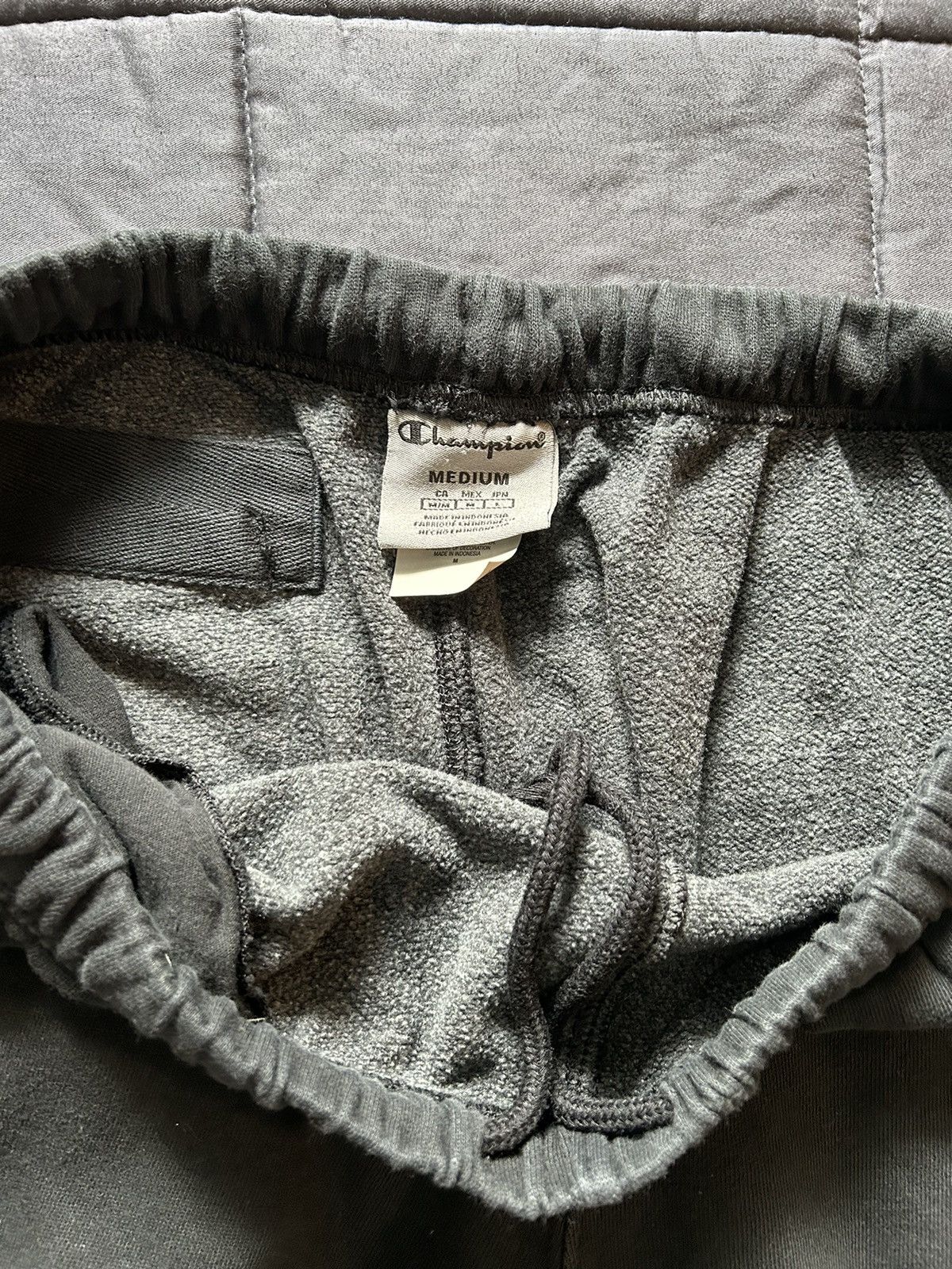 Champion Champion Logo Sweats Size US 32 / EU 48 - 4 Thumbnail