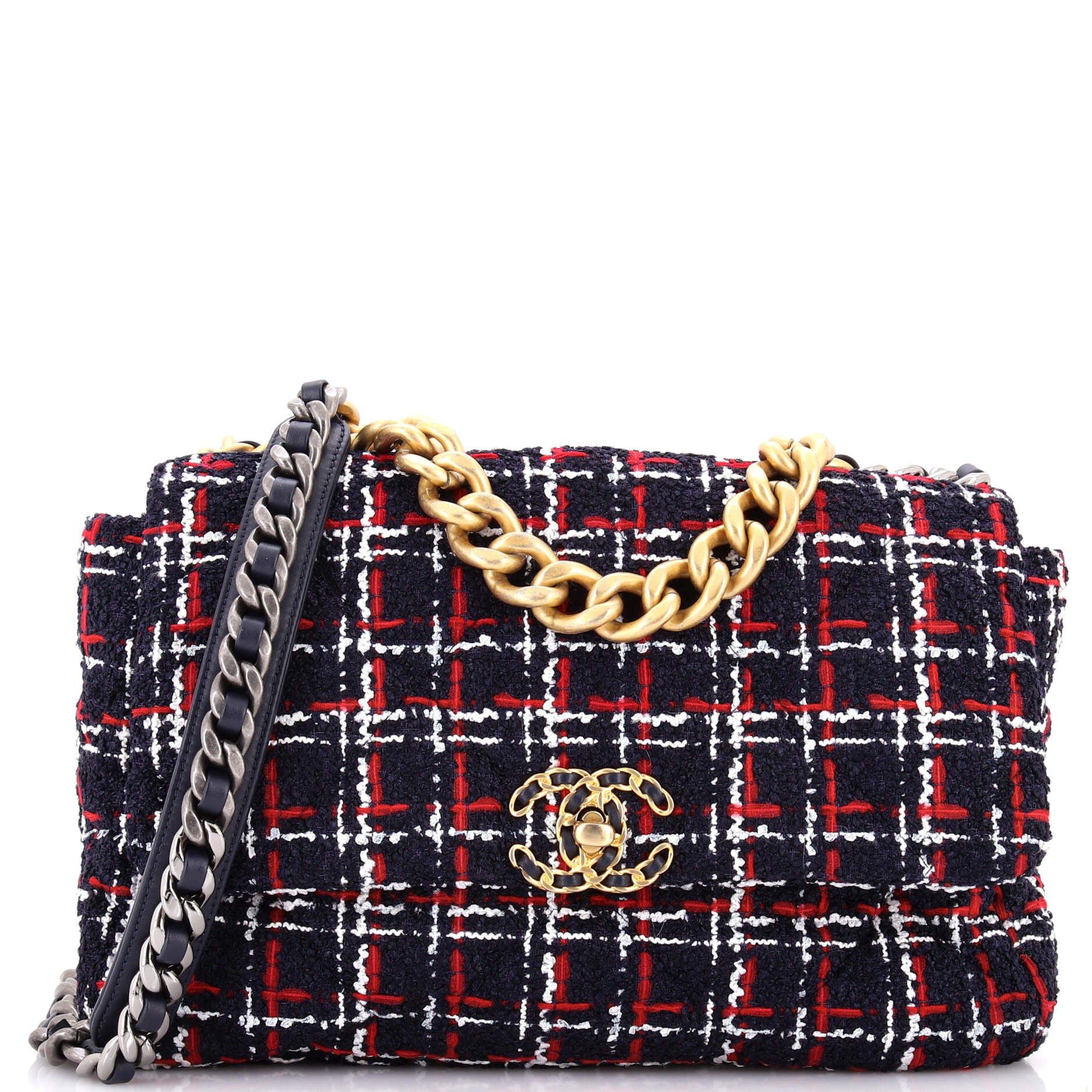 Chanel 19 Flap Bag Size ONE SIZE - 1 Thumbnail