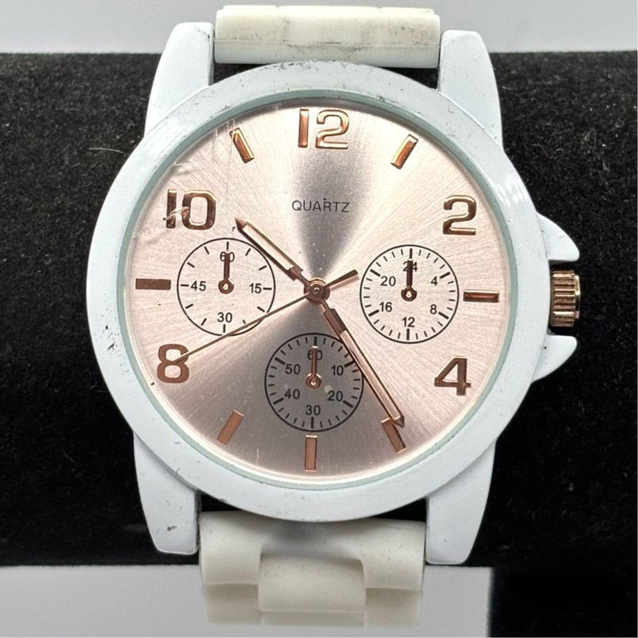 Other White Retro Men's Watch Size ONE SIZE - 1 Thumbnail