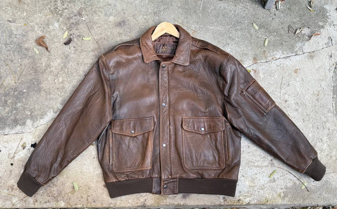Vintage Vintage 90s Oversized Brown Flight Leather Bomber Jacket Size US XL / EU 56 / 4 - 1 Thumbnail