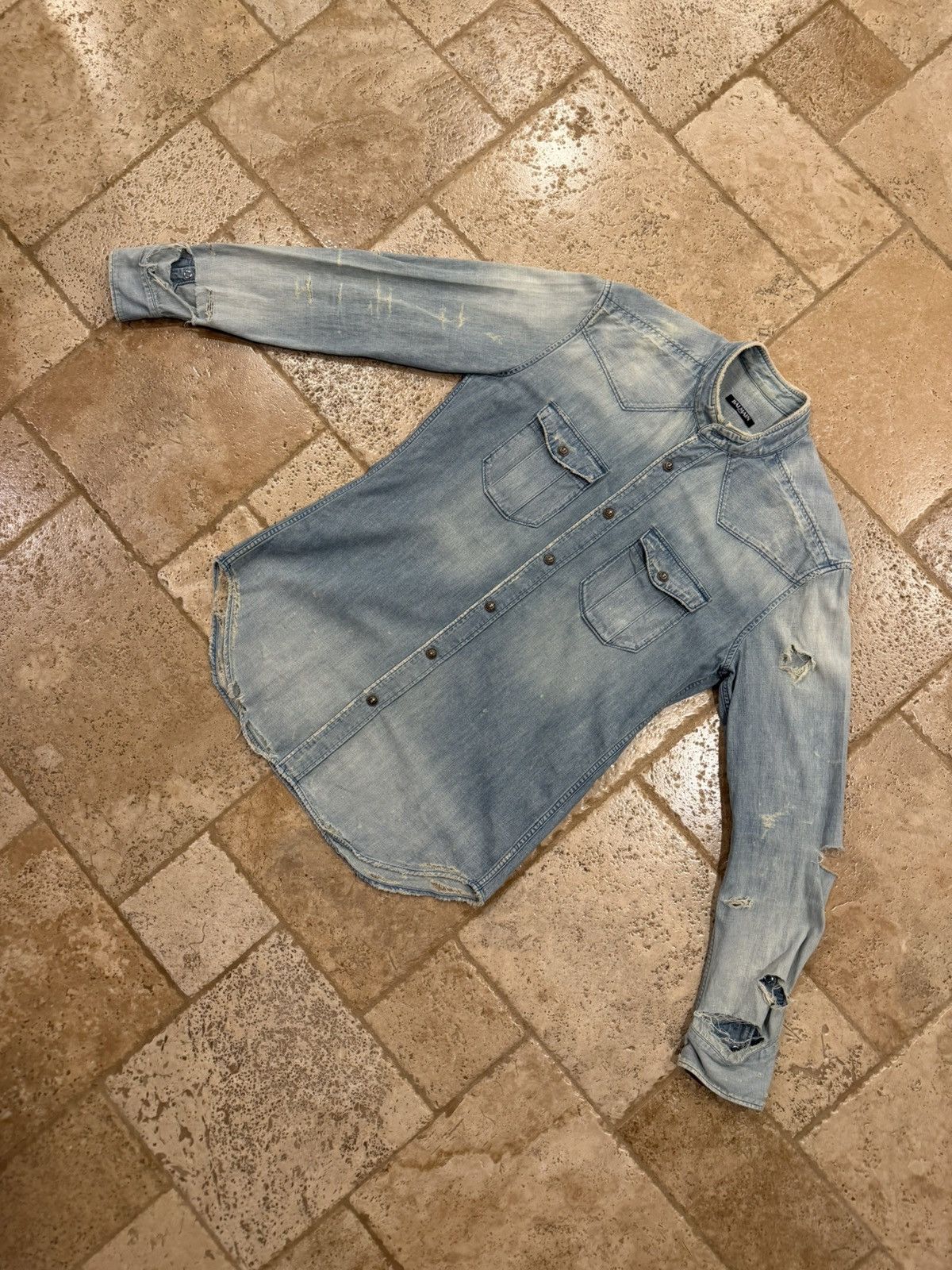 Balmain Balmain SS18 Distressed Light Blue Wash Denim Button Shirt Size US L / EU 52-54 / 3 - 5 Thumbnail