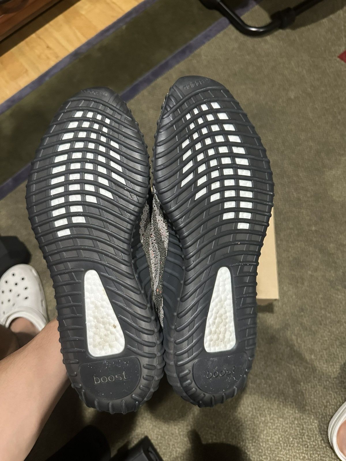 Yeezy Yeezy 350 Carbon Beluga Size US 13 / EU 46 - 6 Thumbnail