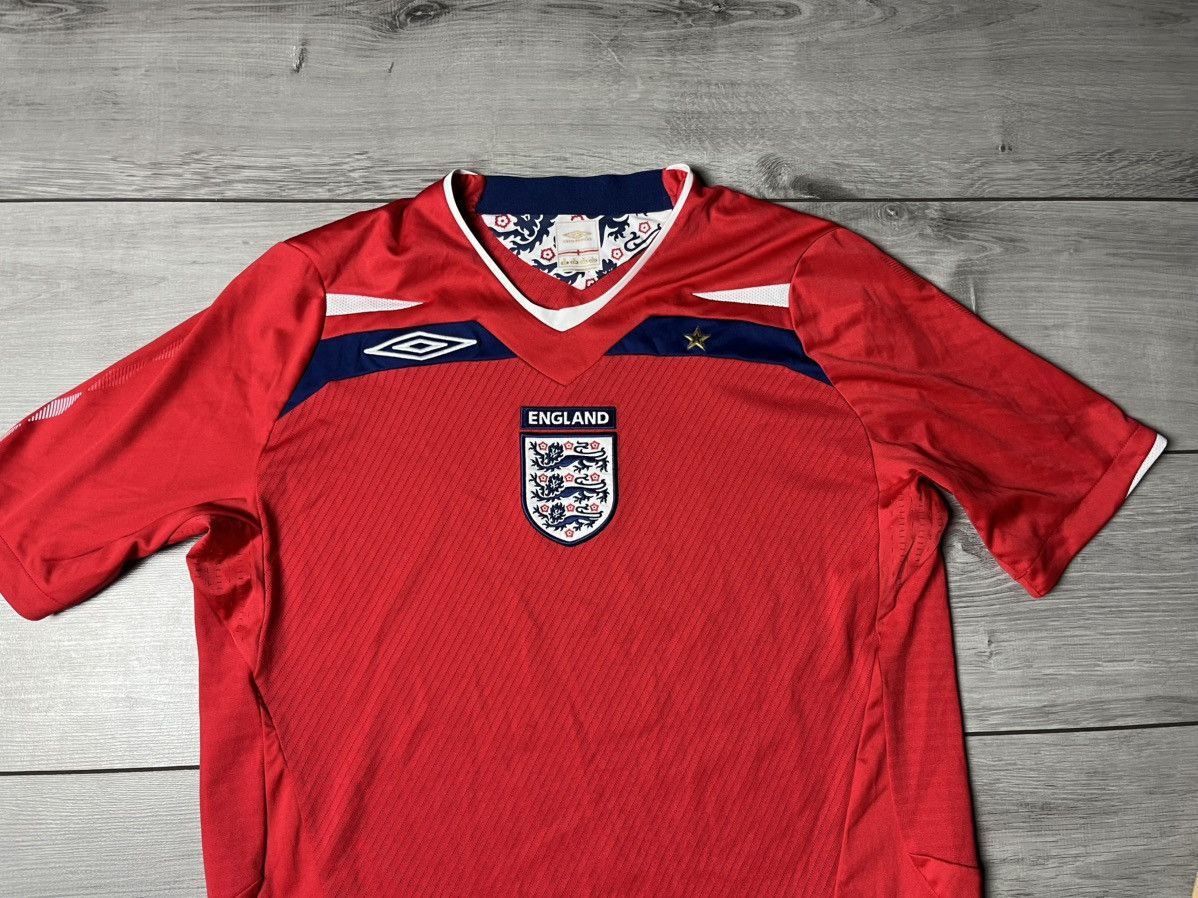 Umbro England 2008/2010 Away Football Shirt Jersey Umbro Size M Size US M / EU 48-50 / 2 - 3 Thumbnail