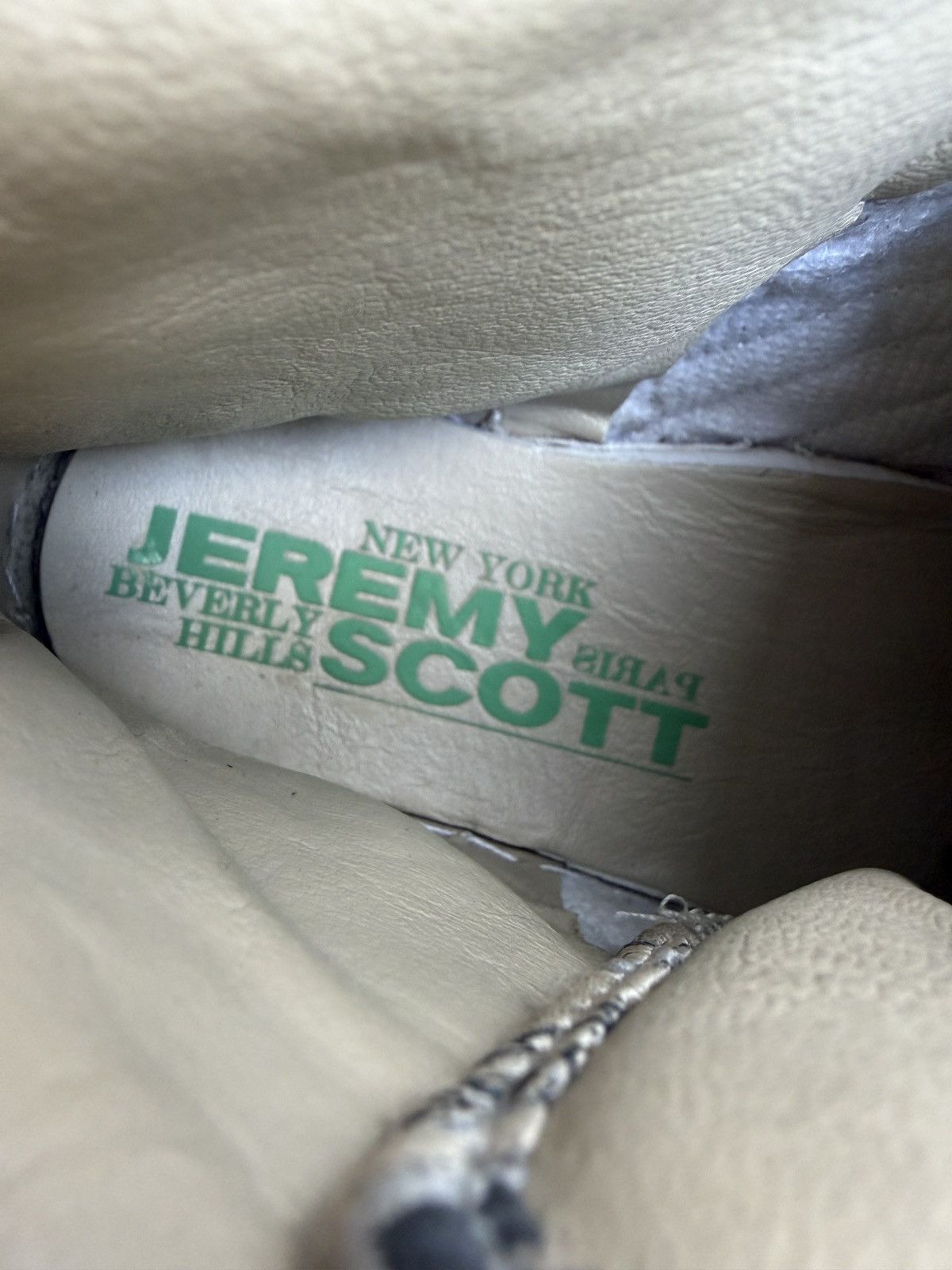 Adidas × Jeremy Scott Dollar wings sneaker Size US 9 / EU 42 - 9 Thumbnail