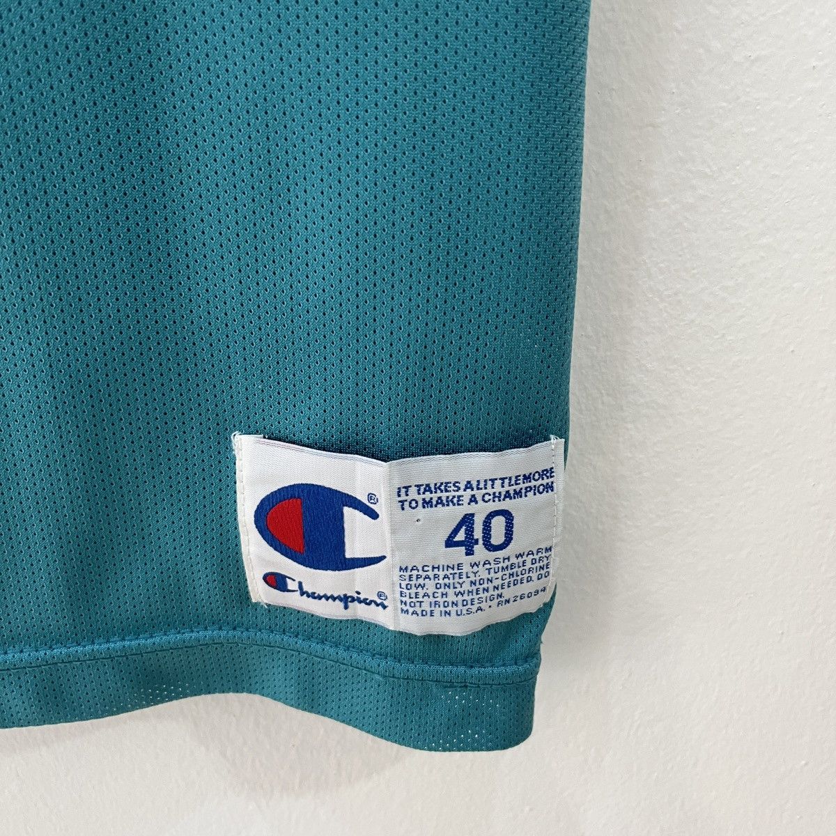 Champion × NBA × Vintage Vintage Charlotte Hornets 1991-92 Johnson #2 Champion Jersey Size US M / EU 48-50 / 2 - 5 Thumbnail