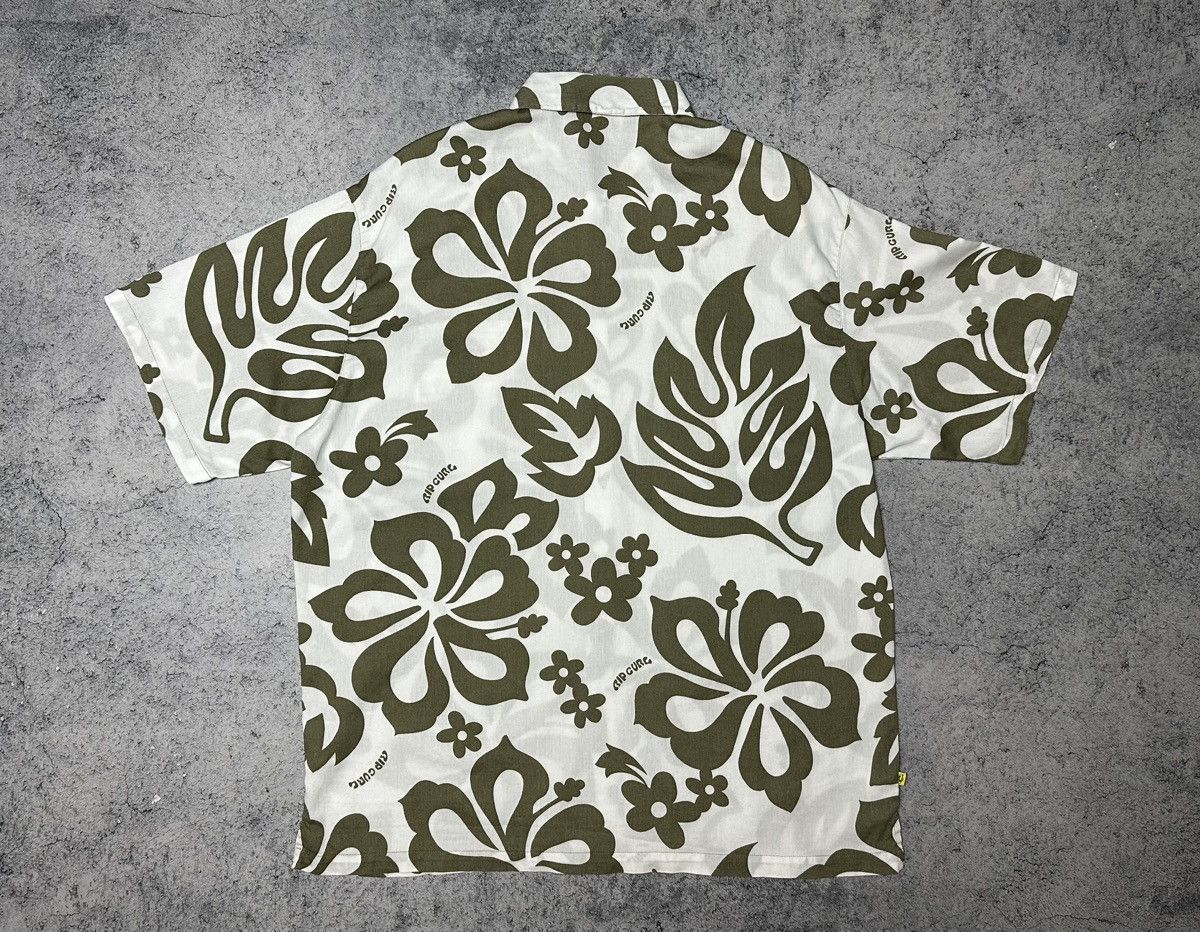 Rip Curl Vintage Rip Curl Floral Hawaiian Y2K Button Up Surf Shirt Size US L / EU 52-54 / 3 - 14 Thumbnail