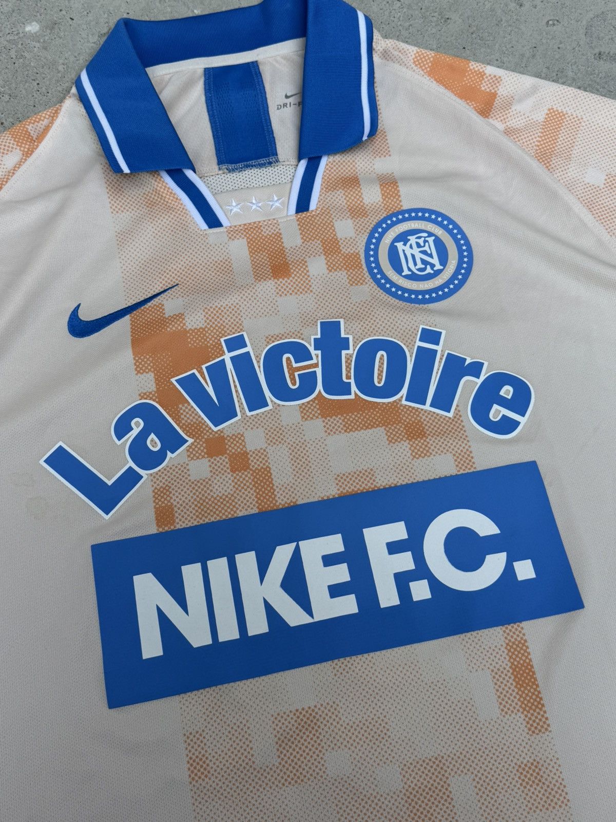 Nike LIMITED EDITION NIKE F.C JERSEY Size US XL / EU 56 / 4 - 6 Thumbnail