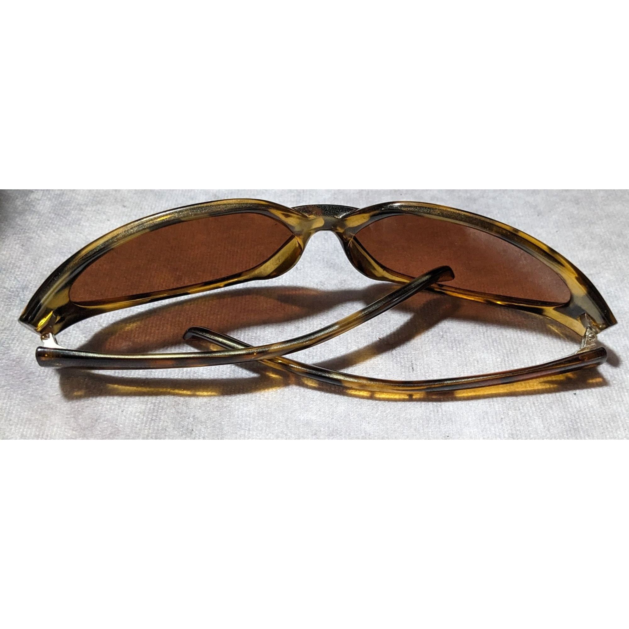 Other Revlon Retro Brown And Gold Tortoise Sunglasses Size ONE SIZE - 9 Thumbnail