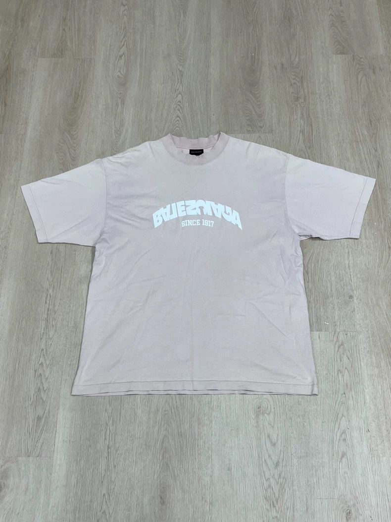 Balenciaga Balenciaga Embroidered Logo Short Sleeve, Pink S Size US S / EU 44-46 / 1 - 1 Thumbnail