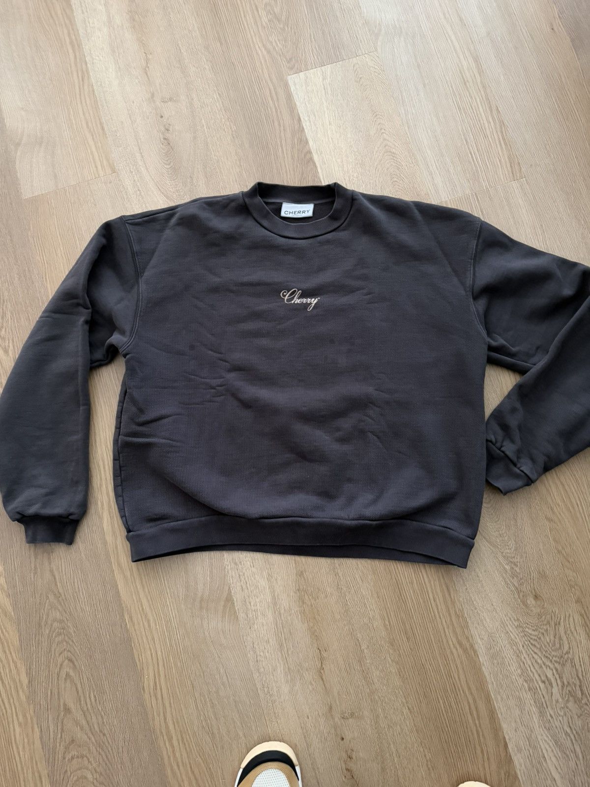 Cherry LA CHERRY LA CREWNECK SWEATER Size US L / EU 52-54 / 3 - 2 Thumbnail