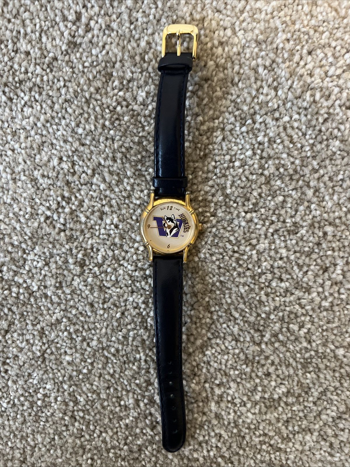 Other University Of Washington Huskies Sun Time Leather Band Watch Size ONE SIZE - 1 Thumbnail