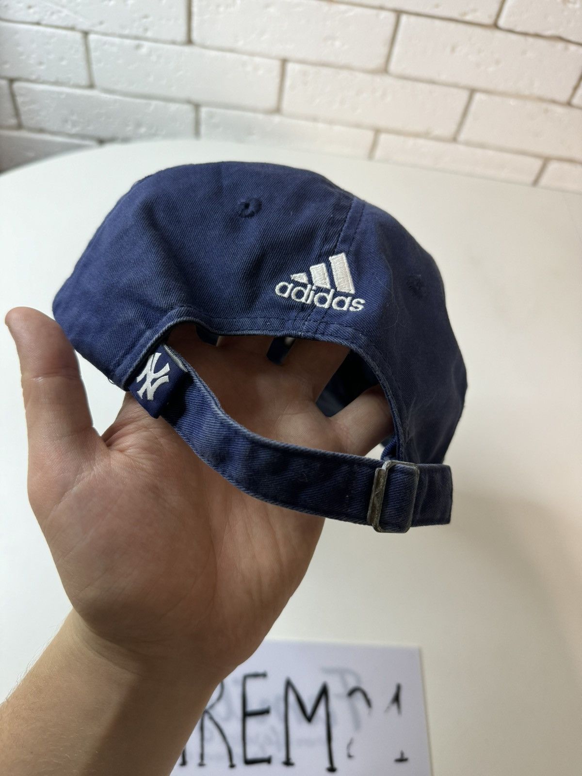 Vintage New York Yankees adidas vintage cap hat Size ONE SIZE - 6 Thumbnail