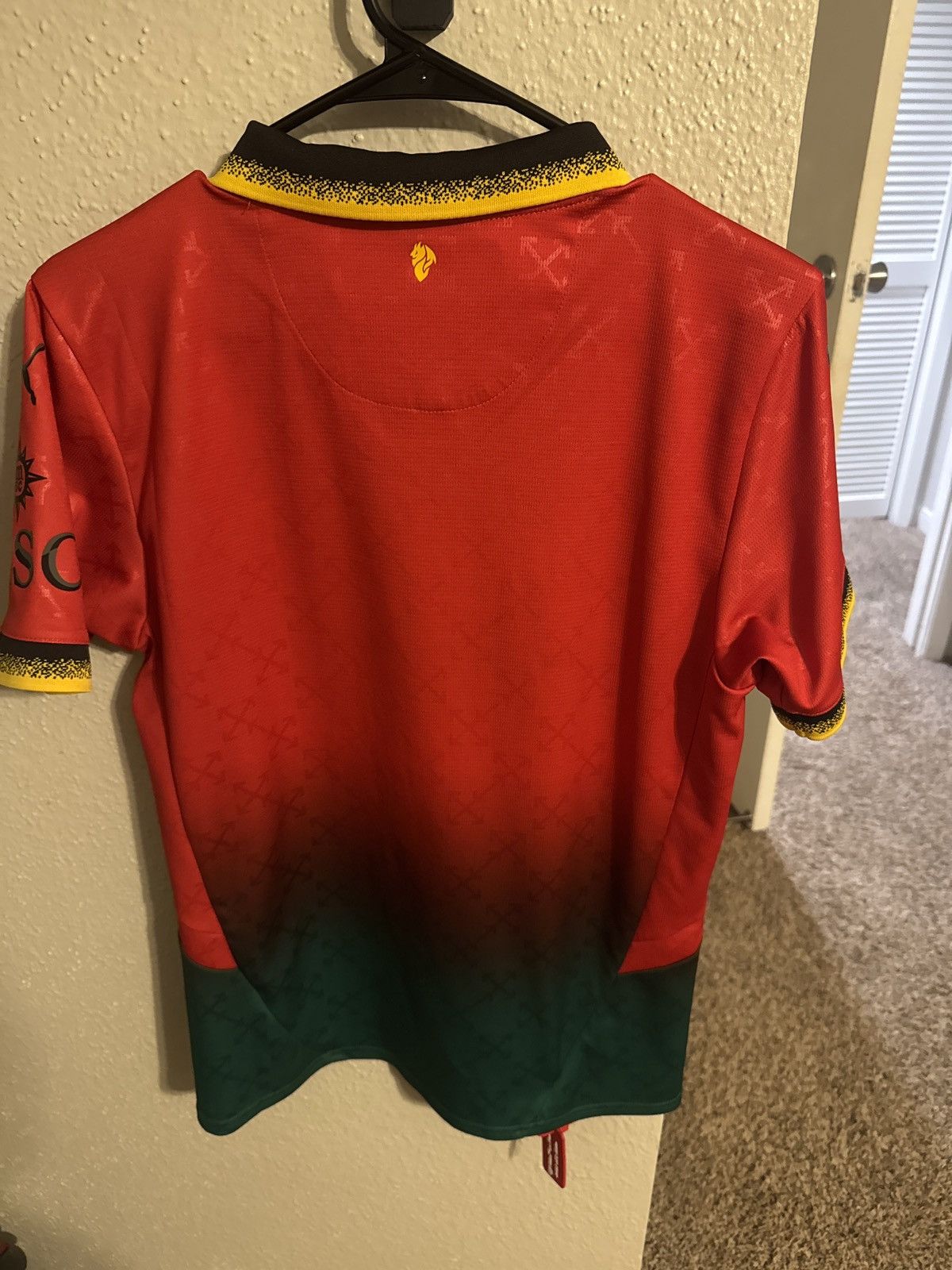Off-White × Puma OFF-WHITE x AC Milan x Puma 2025 jersey Size US S / EU 44-46 / 1 - 3 Thumbnail