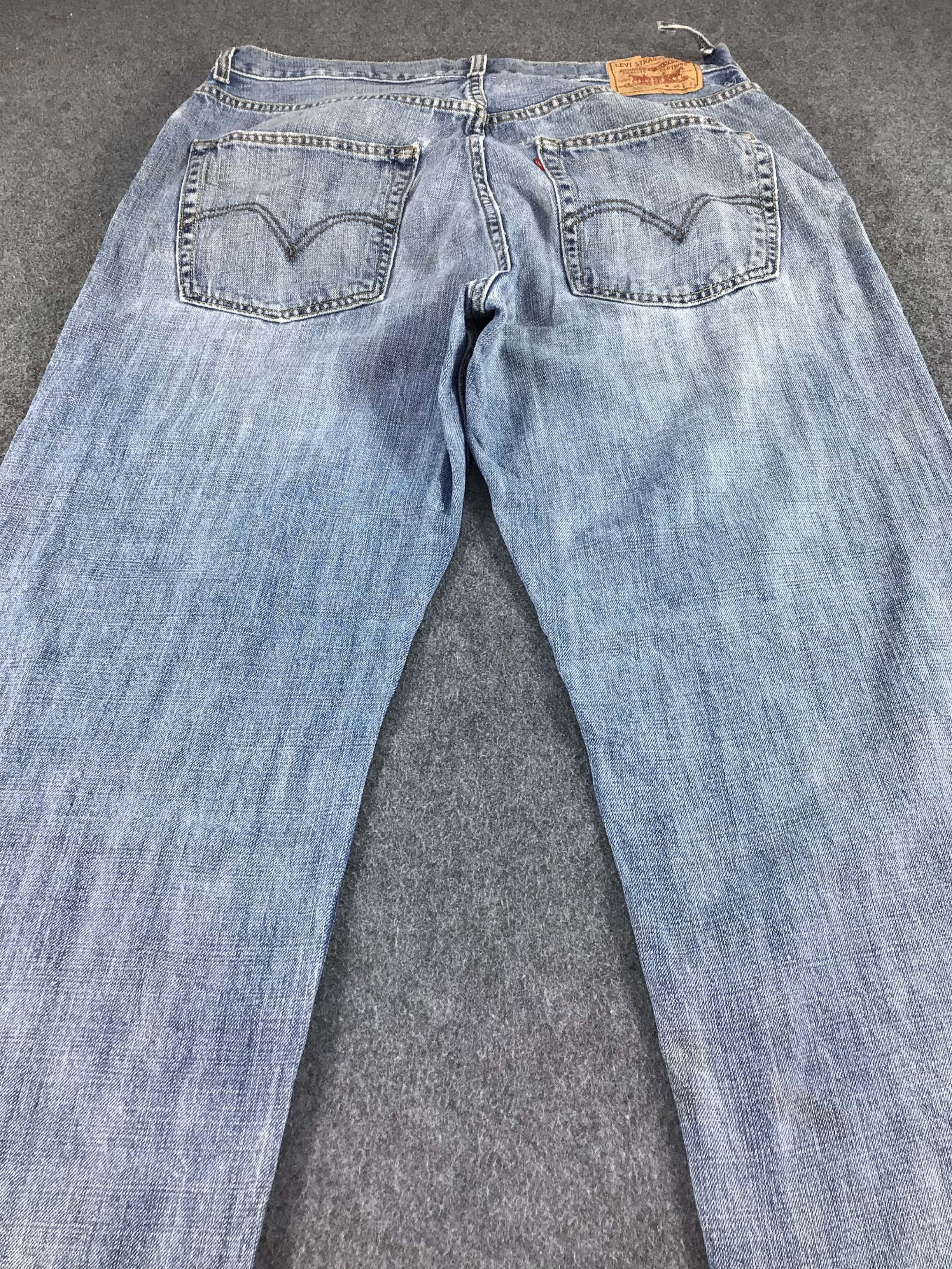 Levi's Vintage Levis 569 Jeans Faded Blue Denim -J566 Size US 36 / EU 52 - 4 Thumbnail