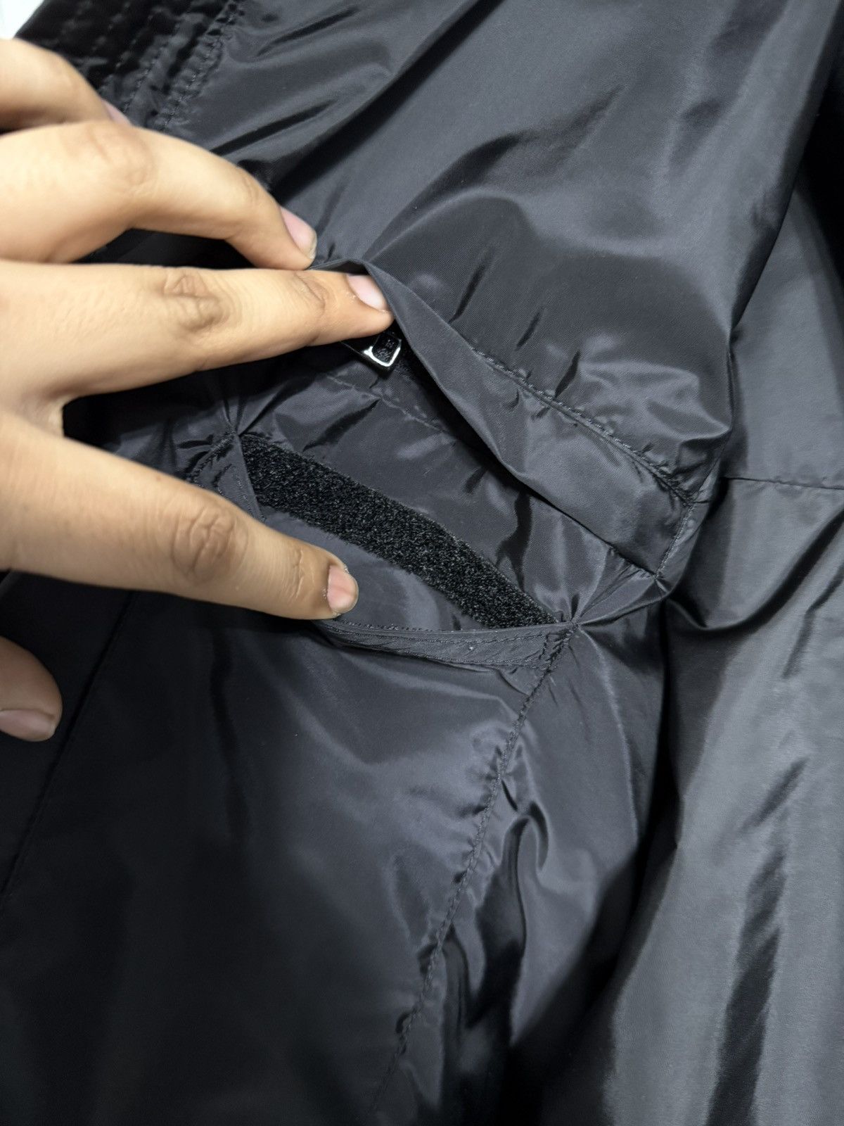 Burberry × Designer × Prada PRADA - Nylon embroidered Jacket Size US S / EU 44-46 / 1 - 7 Thumbnail