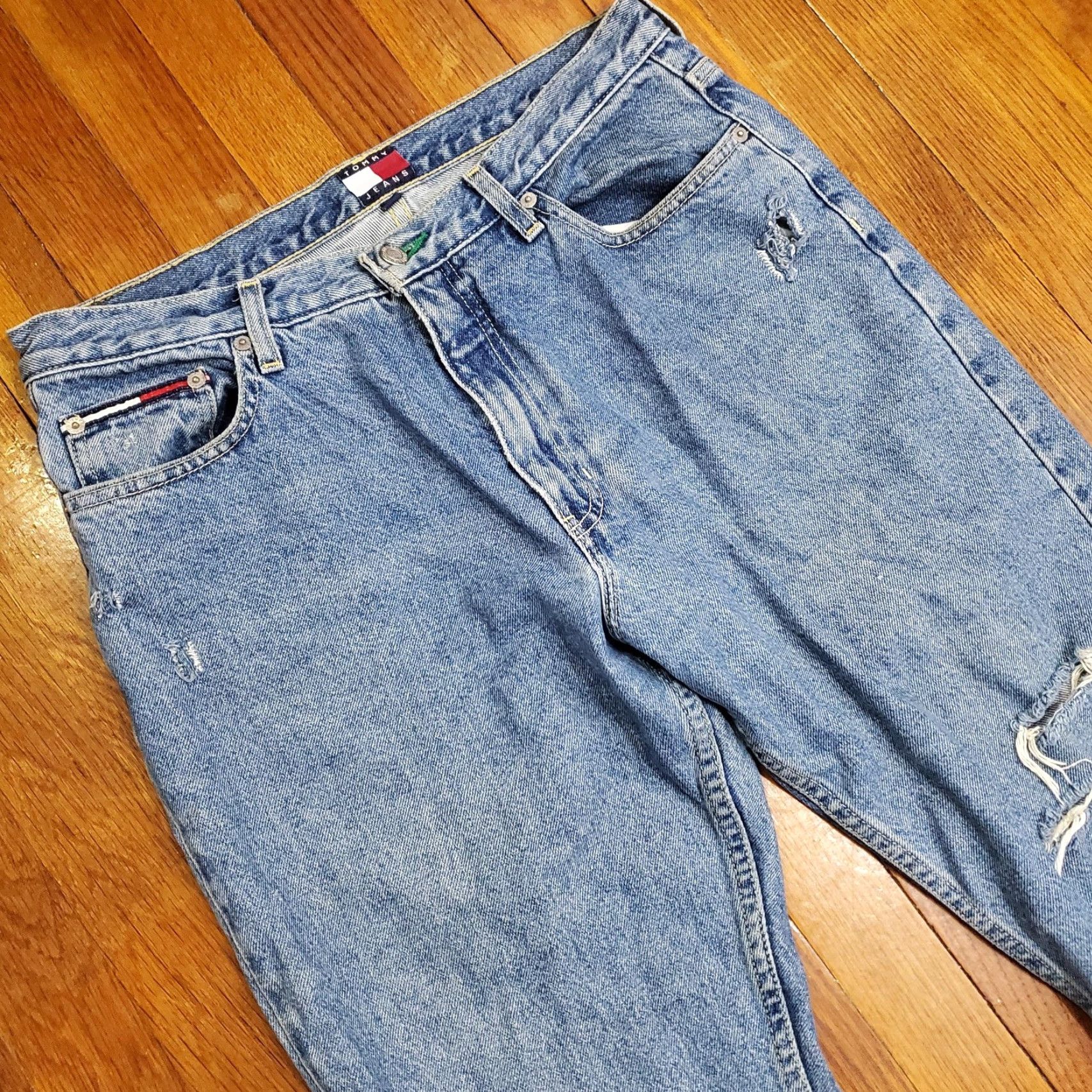 Tommy Hilfiger VINTAGE Tommy Hilfiger Jeans Juniors 13/32 Blue High Rise Straight Distressed Size 34" / US 12 / IT 48 - 6 Thumbnail