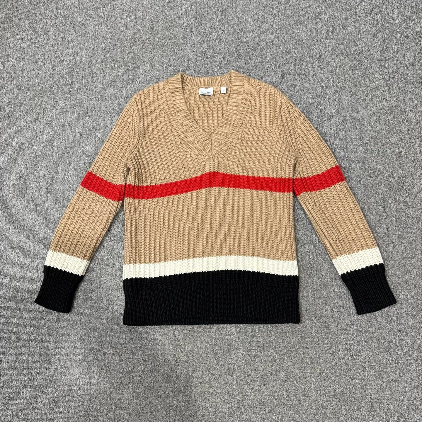 Burberry Burberry Striped V-Neck Wool Sweater Size XS / US 0-2 / IT 36-38 - 1 Thumbnail