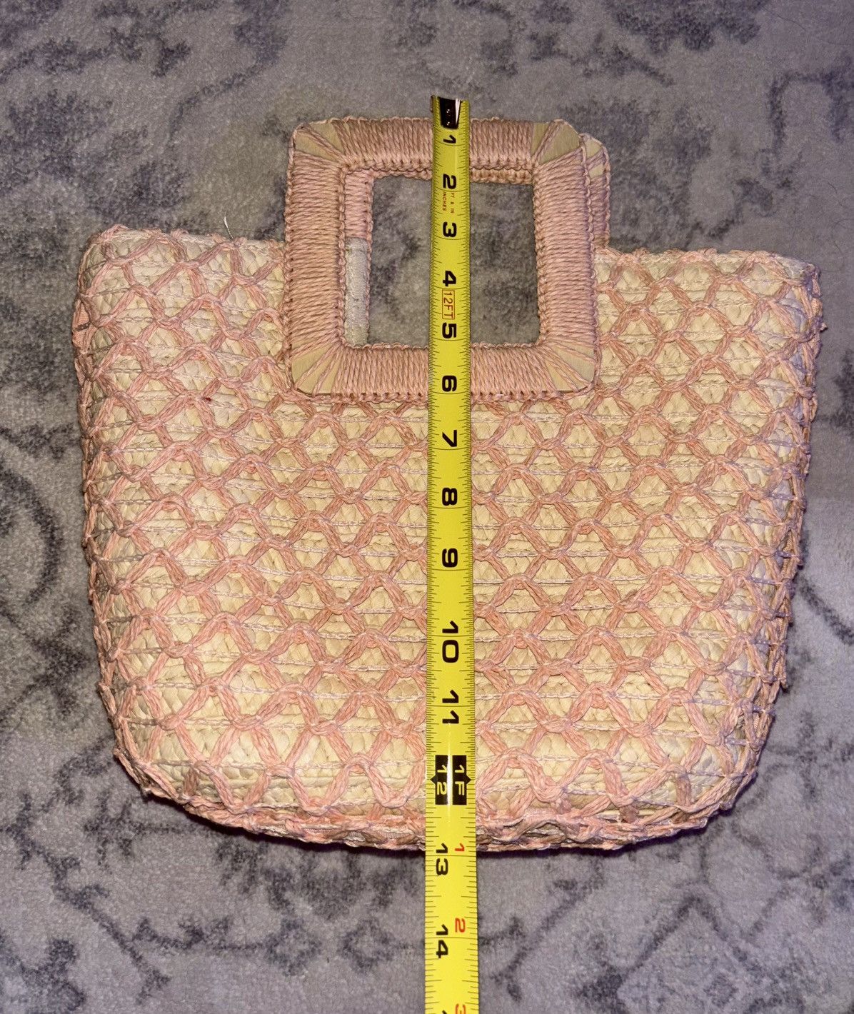 The Unbranded Brand Small Light Pink Straw Tote Bag Double Handles Open Top. EUC Size ONE SIZE - 4 Thumbnail