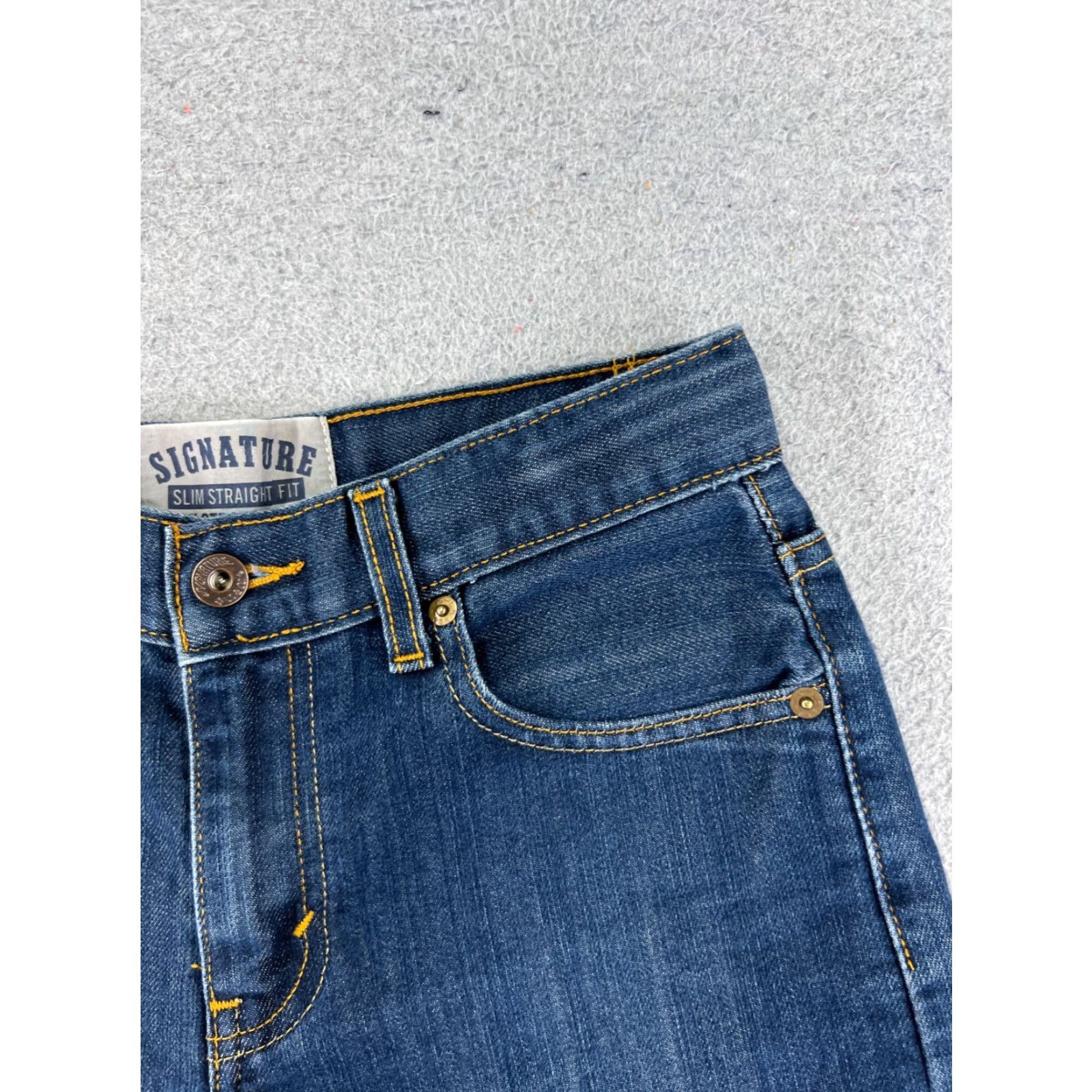 Levi's Levis Shorts Womens 14 Blue Denim Jean Distressed Cutoff Slim Fit Cotton 26x3 Size 36" / US 14 / IT 50 - 5 Thumbnail