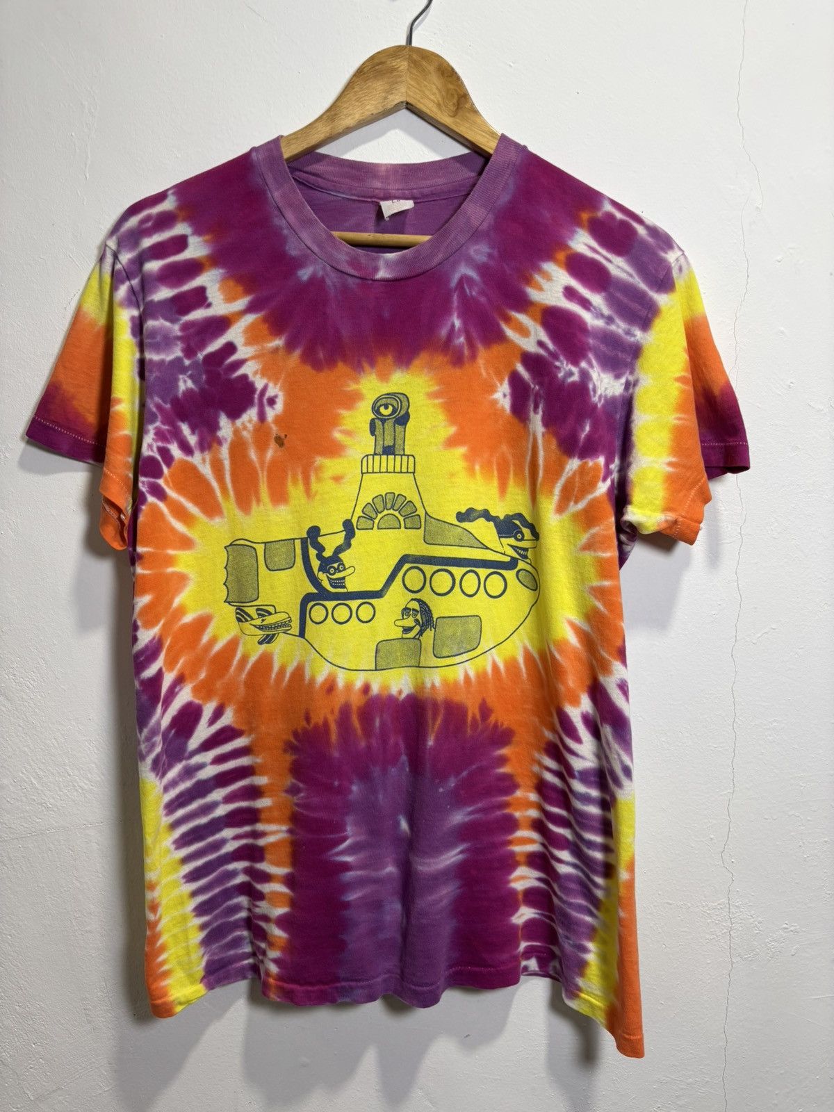 Band Tees × Vintage Vintage 80’s The Beatles Yellow Submarine Tshirt Size US L / EU 52-54 / 3 - 1 Thumbnail