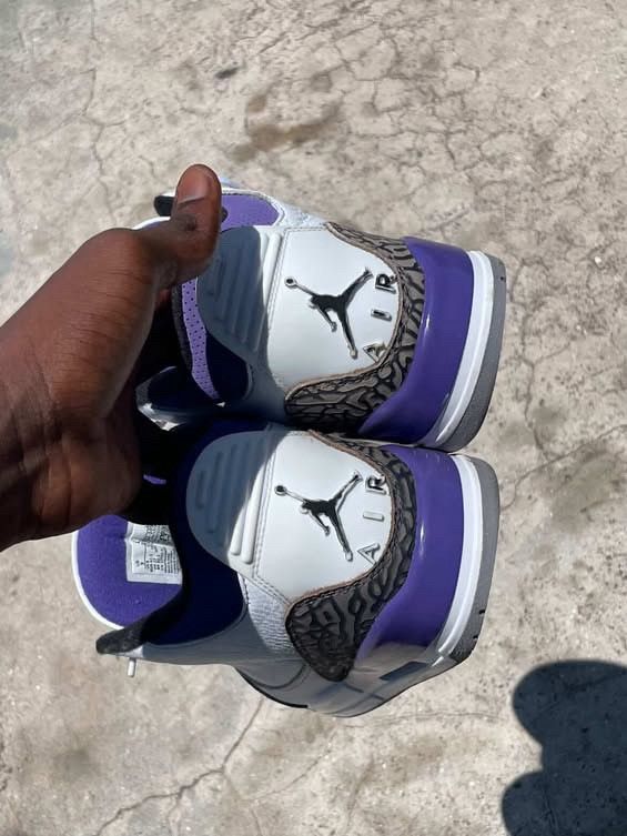 Jordan Brand Air Jordan Size US 9 / EU 42 - 1 Thumbnail