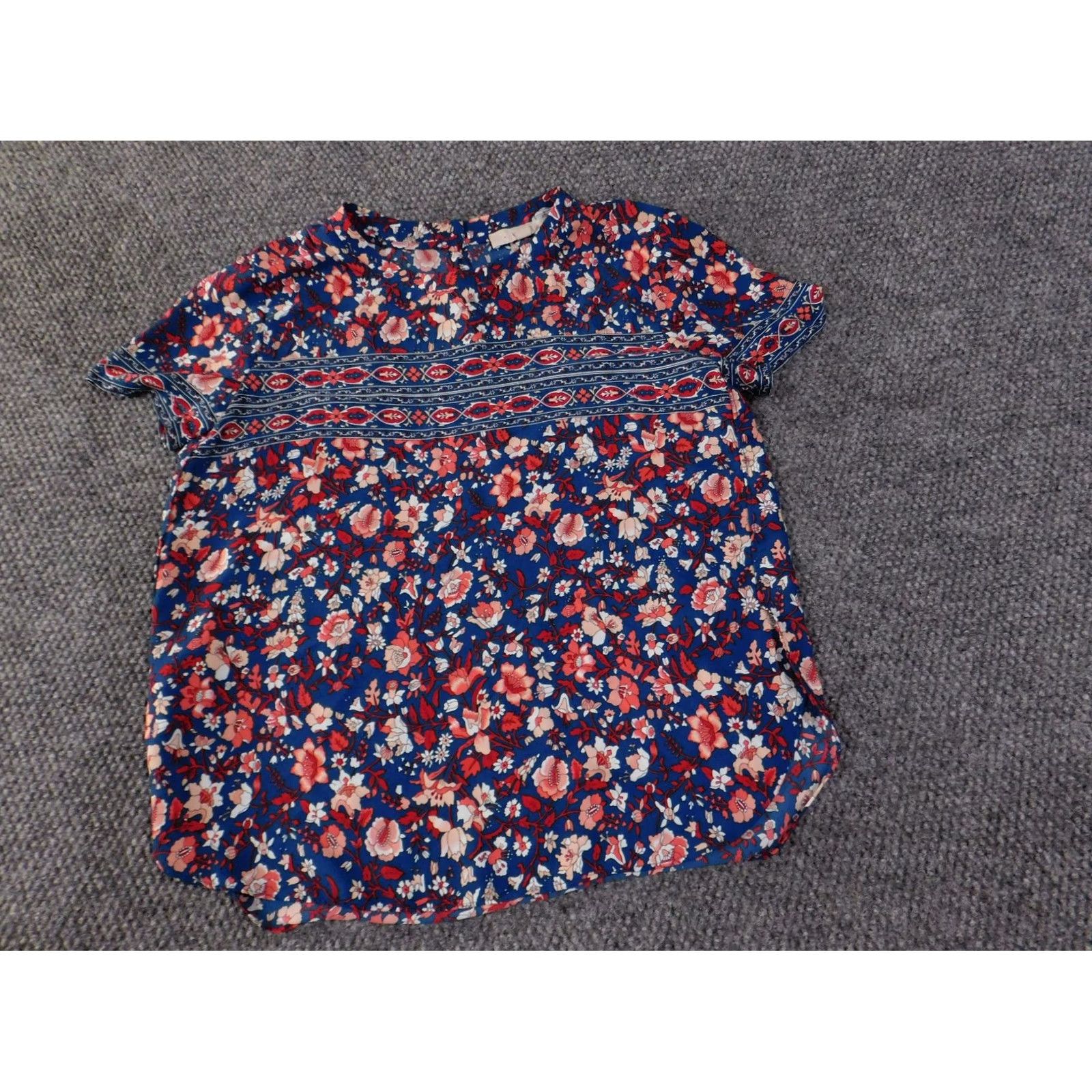 Ann Taylor Loft Blouse Womens M Blue Red Floral Boho Short Sleeve Lightweight Top Size M / US 6-8 / IT 42-44 - 3 Thumbnail