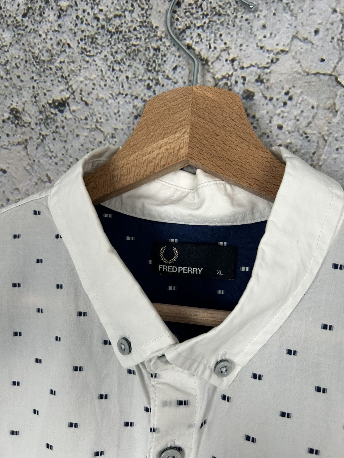 Fred Perry Vintage Fred Perry Dots White Shirt Elegant Hype Rare Size US XL / EU 56 / 4 - 4 Thumbnail