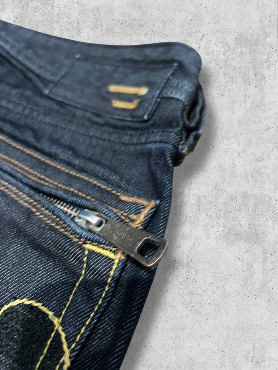 Diesel Diesel Embroidered Pocket logo denim jeans pants vintage Size US 32 / EU 48 - 9 Thumbnail