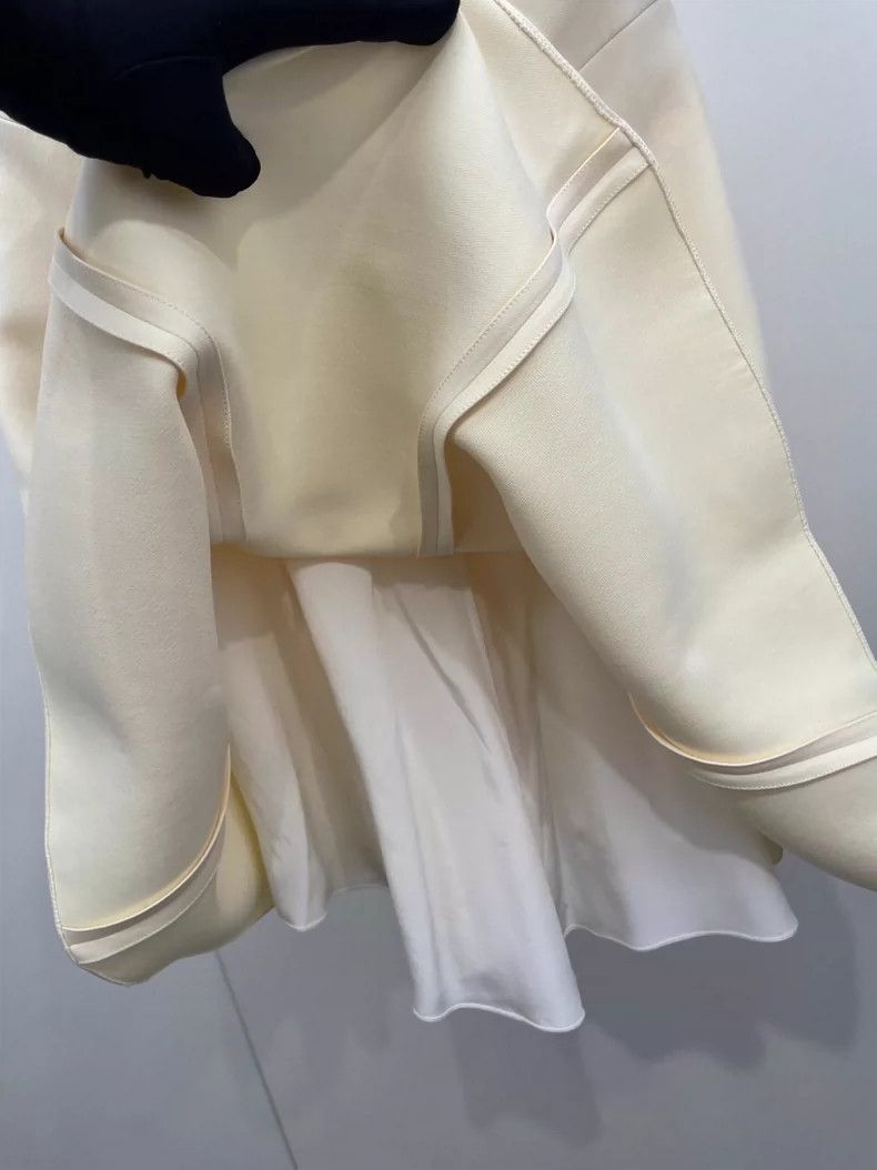 Dior Dior Solid color wool blend suspender dress 2504-Nextarrow Size XS / US 0-2 / IT 36-38 - 5 Thumbnail