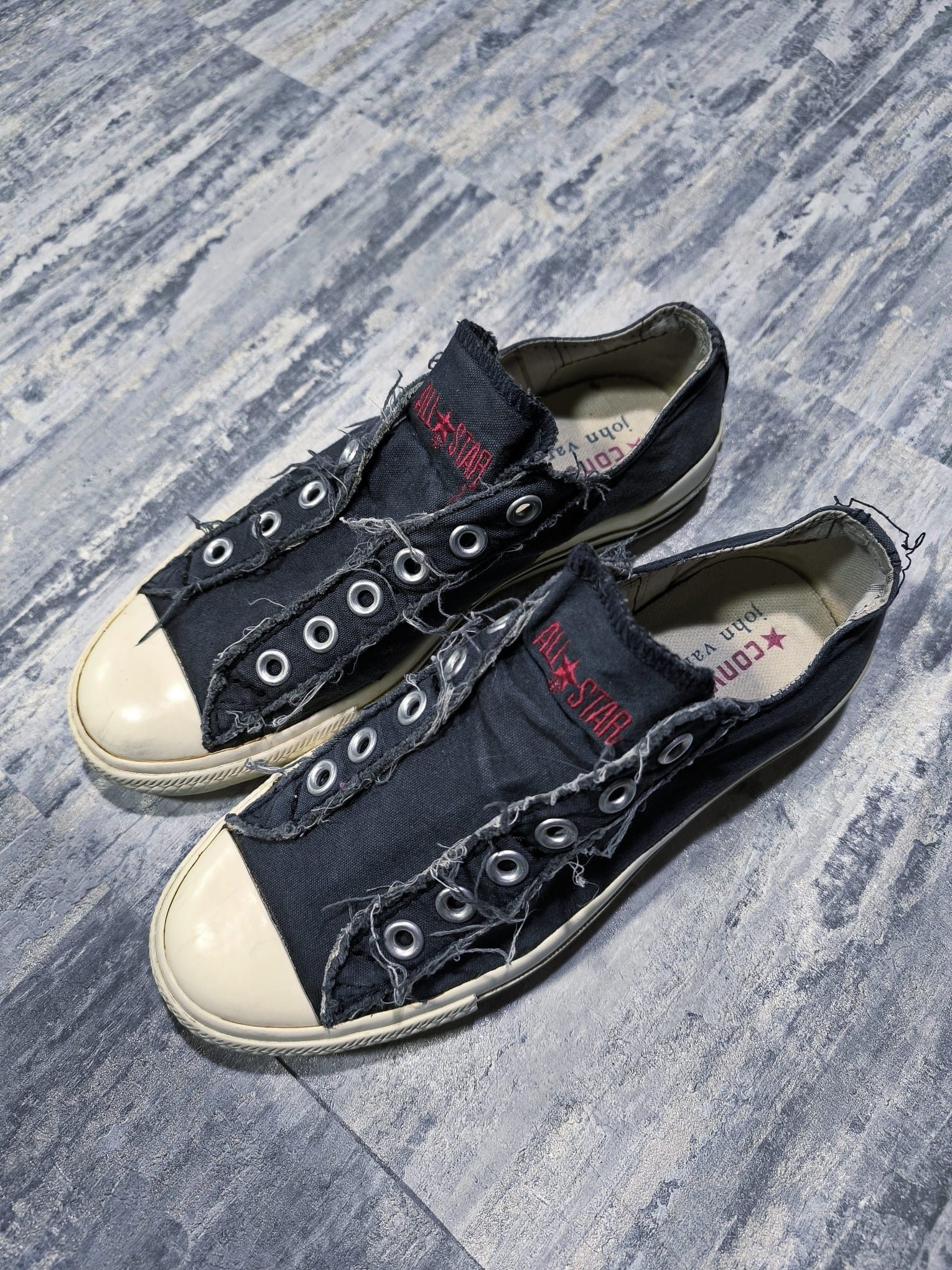 Converse × John Varvatos converse x john varvatos low top distressed sneakers Size US 7 / IT 37 - 4 Thumbnail