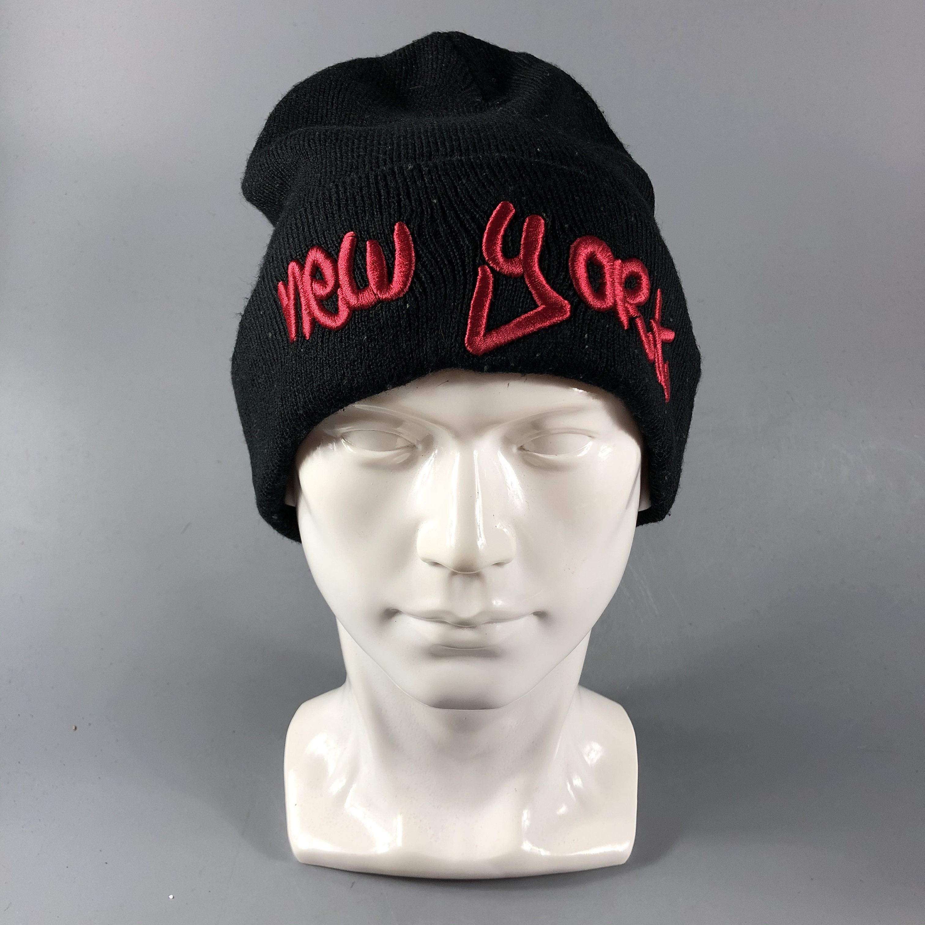 Vintage New York Knit Black Beanie Snowcap Snow Hat B615 Size ONE SIZE - 1 Thumbnail