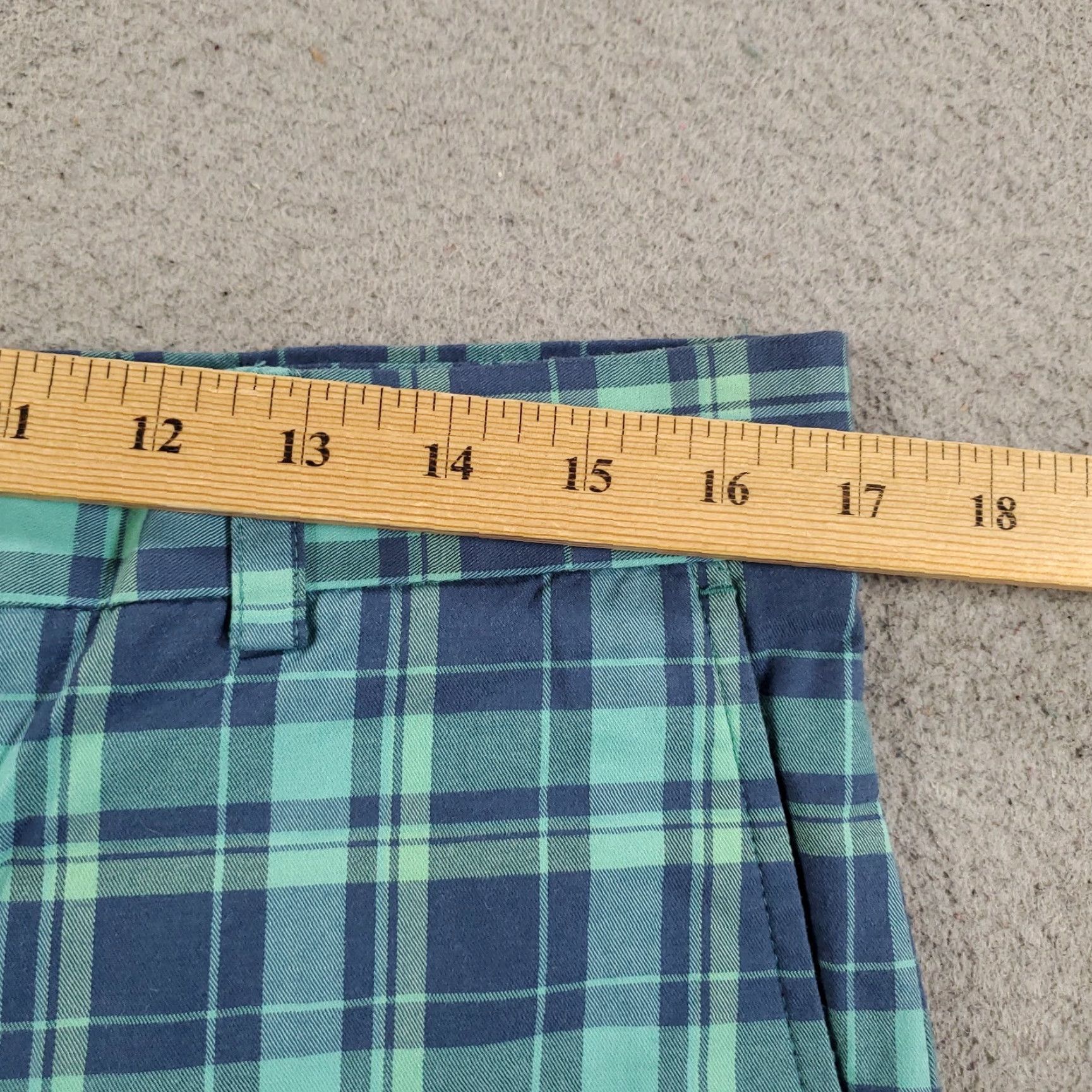 Southern Tide Southern Tide Shorts Mens Size 33 Plaid Blue Green 8 Inch Stretch Comfort Chino Beach Preppy Casual Travel Mens Size US 33 - 2 Thumbnail