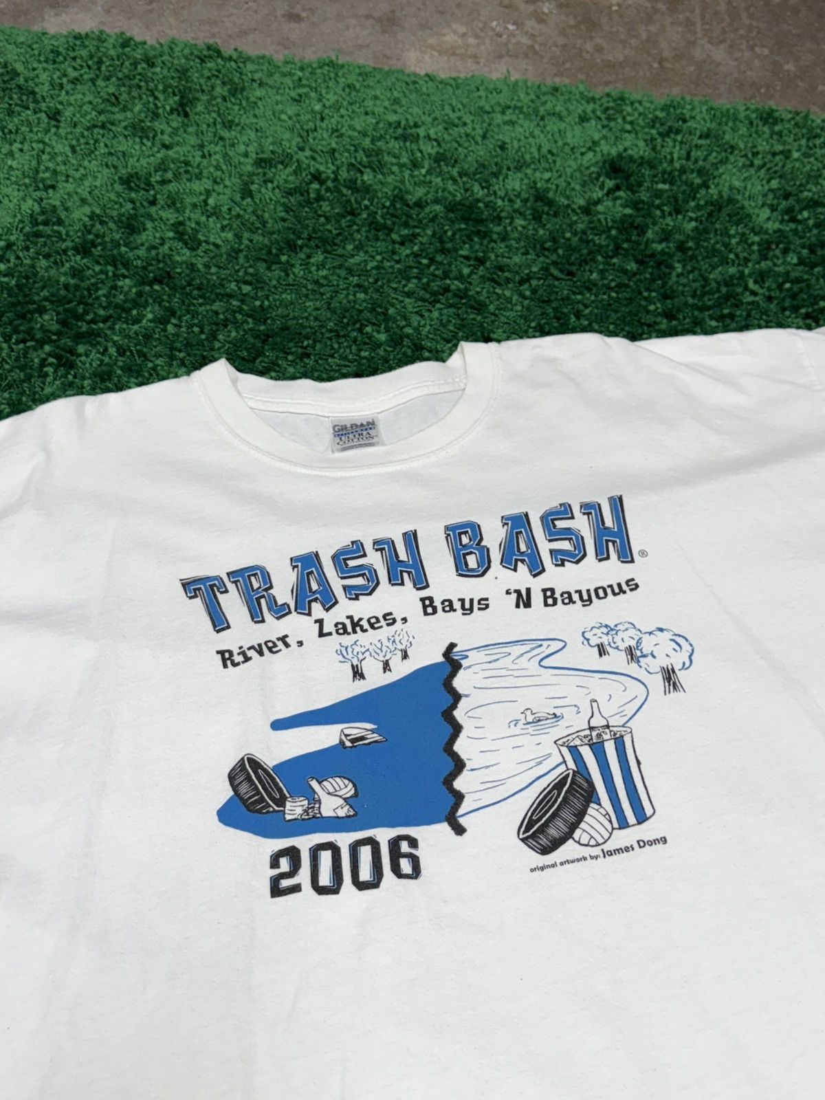 Vintage Vintage Gildan Trash Bash 2XL White Cartoon Logo Tee XXL Size US XXL / EU 58 / 5 - 2 Thumbnail