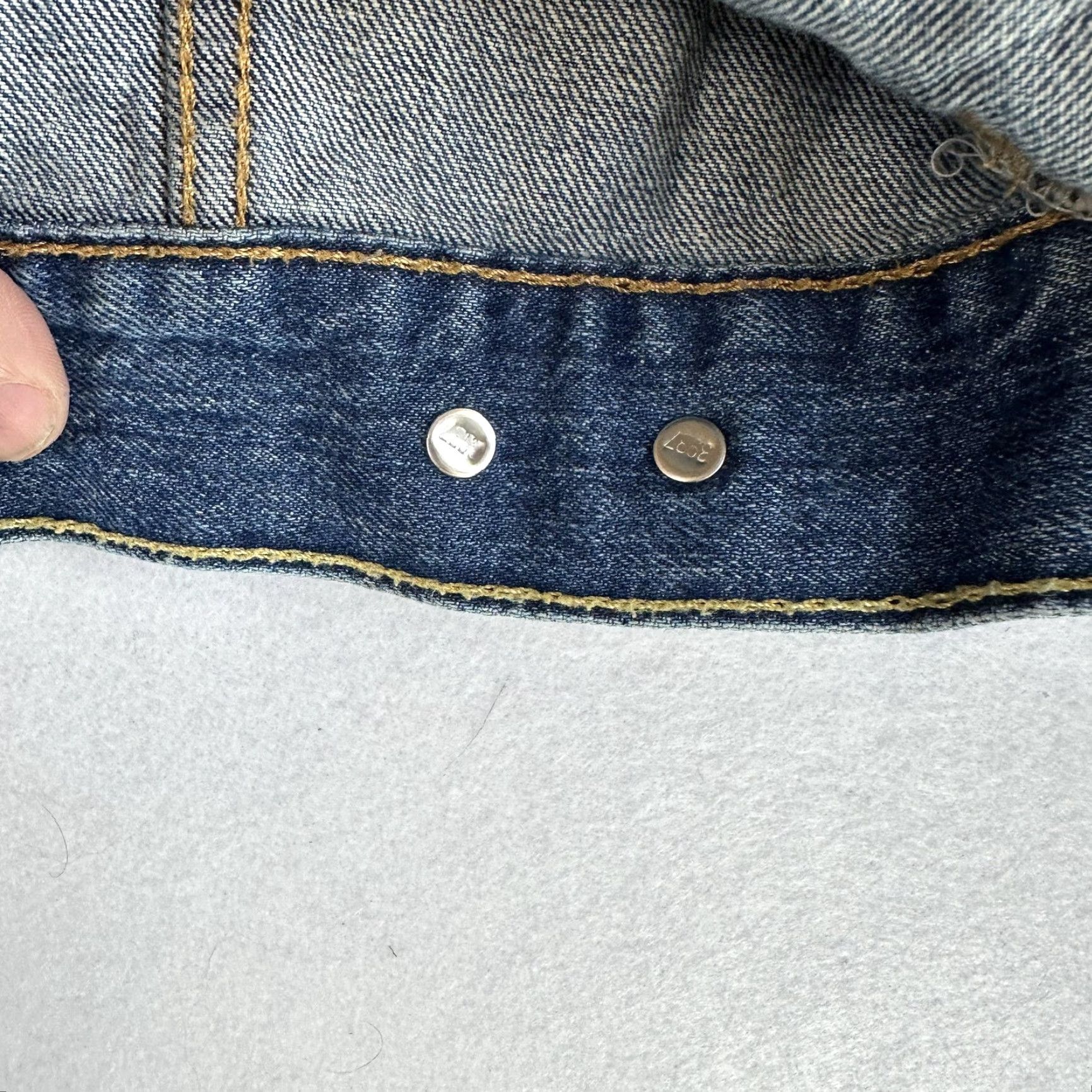 Levi's Levi's Trucker Jacket Mens XL Blue Denim Button Front Distressed Faded 72334 Size US XL / EU 56 / 4 - 6 Thumbnail