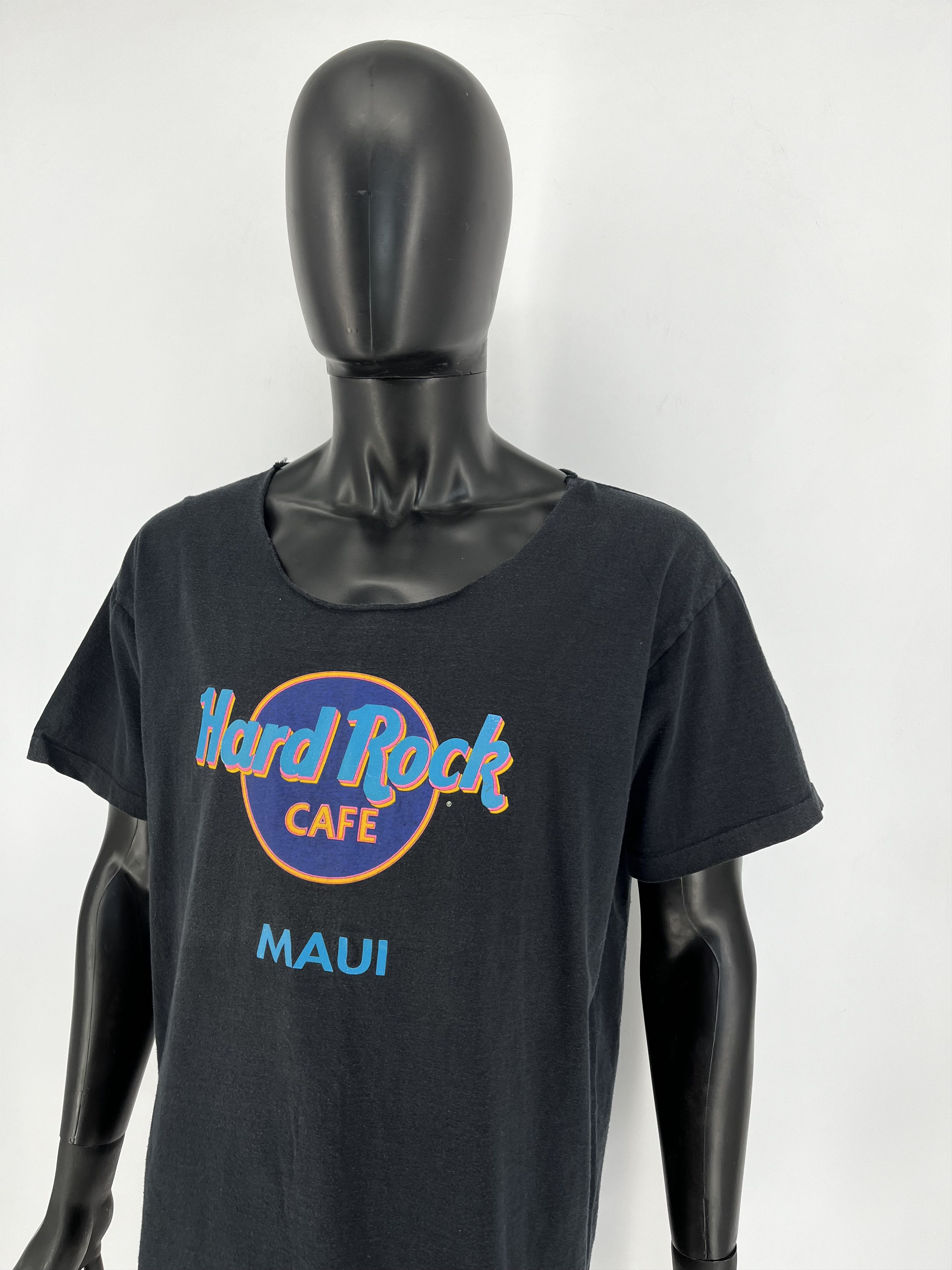 Hard Rock Cafe Vintage Y2K Hard Rock Cafe Maui Made in USA tee Size US L / EU 52-54 / 3 - 4 Thumbnail