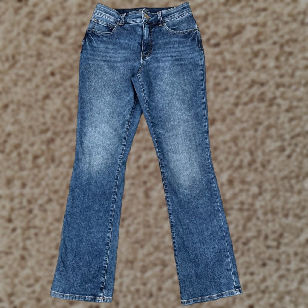 Vintage Maurices Jeans Womens 10 Blue Denim Flared Mid Rise 29x32 5-Pocket Zipper Button Distressed Medium Wash Cotton Blend Regular Size 32" / US 10 / IT 46 - 1 Thumbnail