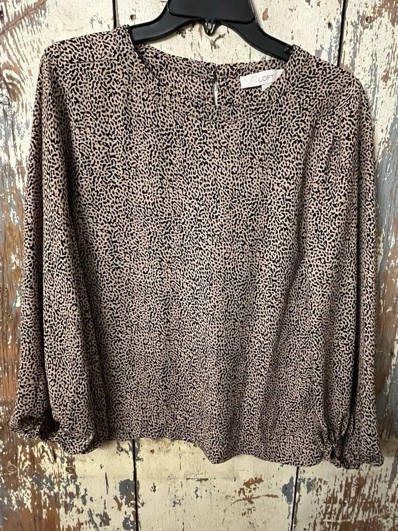 Designer Lot of three women’s blouses size Medium, business casual Size M / US 6-8 / IT 42-44 - 2 Thumbnail