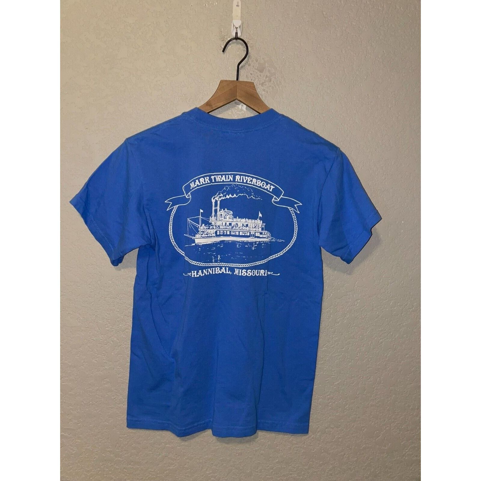 Gildan Vintage Mark Twain Shirt Riverboat Hannibal Missouri Tee S Size US S / EU 44-46 / 1 - 5 Thumbnail
