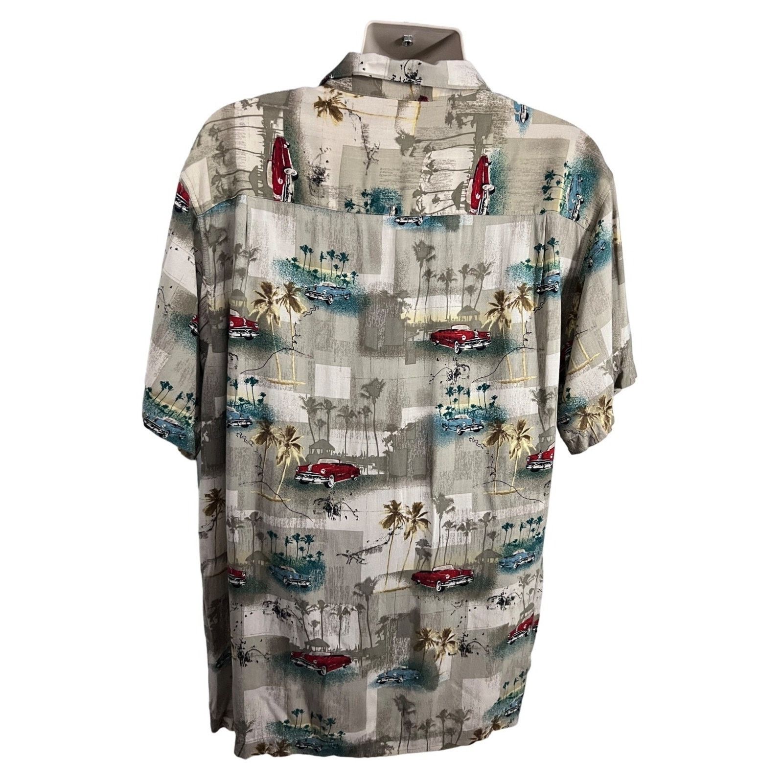 Vintage Hawaiian Floral Button Up Camp Shirt XL Pocket Classic Cars Size US XL / EU 56 / 4 - 3 Thumbnail