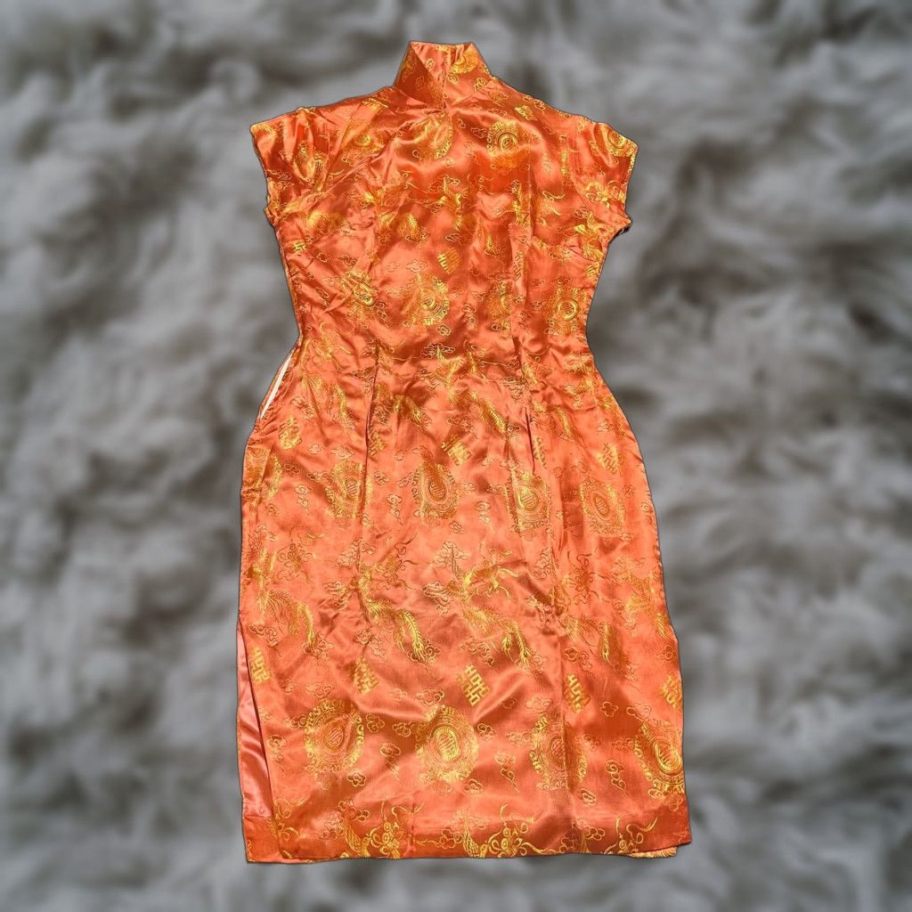 VINTAGE Chinese Qipao Cheongsam Dress 1940s 30s Silk Orange Gold Brocade Mandarin Collar Short Sleeve Cap Sleeve Party Cocktail Wedding Womens XS
